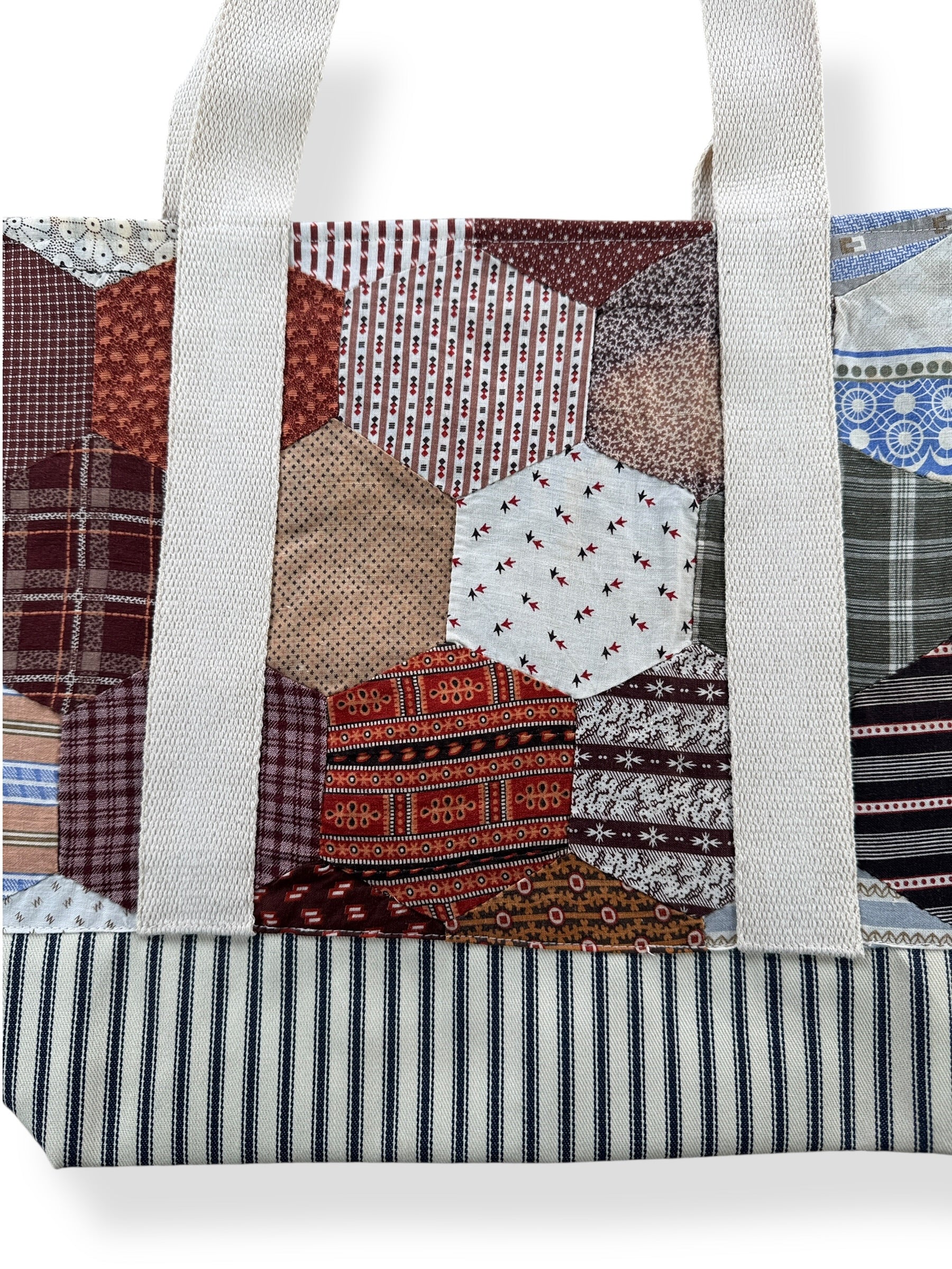 Side B Close Up of Archive Craft X Barn Owl Vintage Quilt Tote Bag