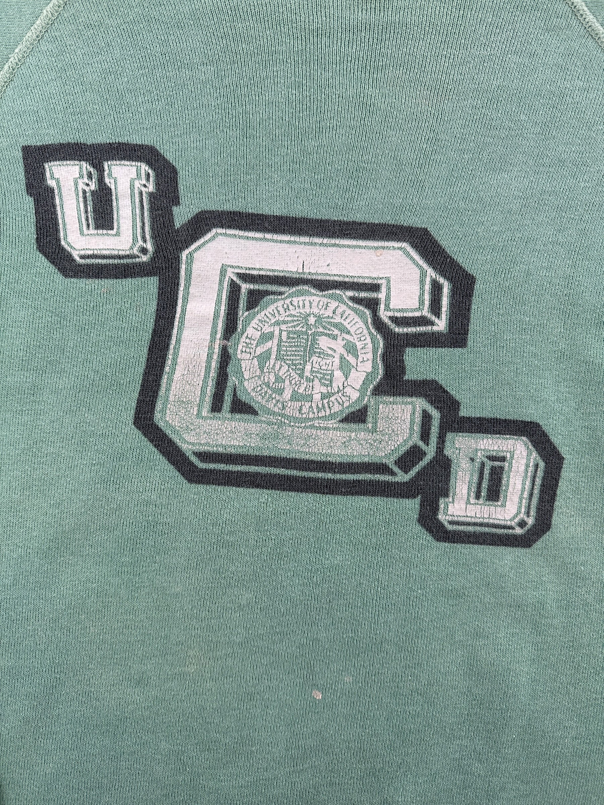 UC Davis logo on front of Vintage UC Davis Crewneck SZ M - AS IS