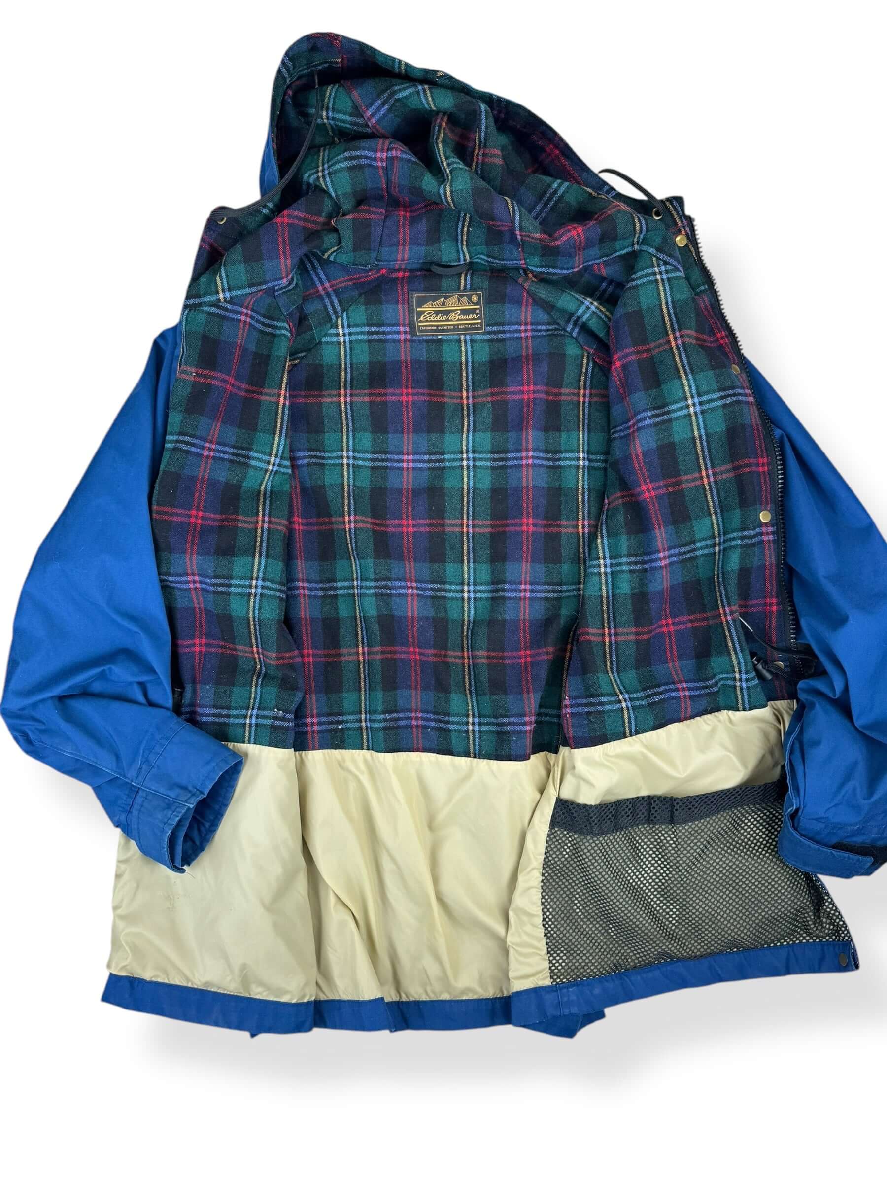 Interior view of 1980s Eddie Bauer Blue Hooded Parka M