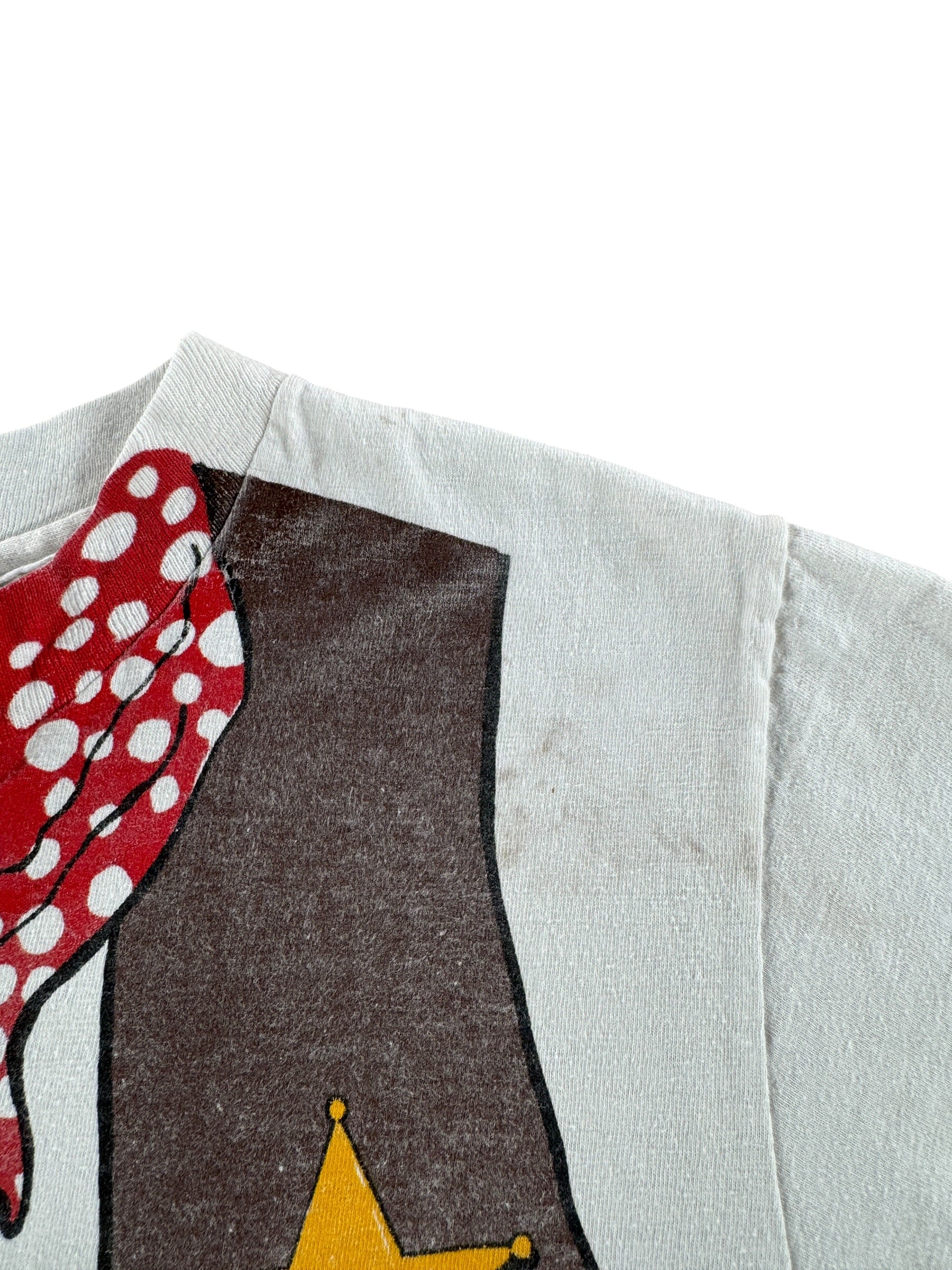 Staining on Vintage Hanes Sheriff Tee SZ M (Fits S)