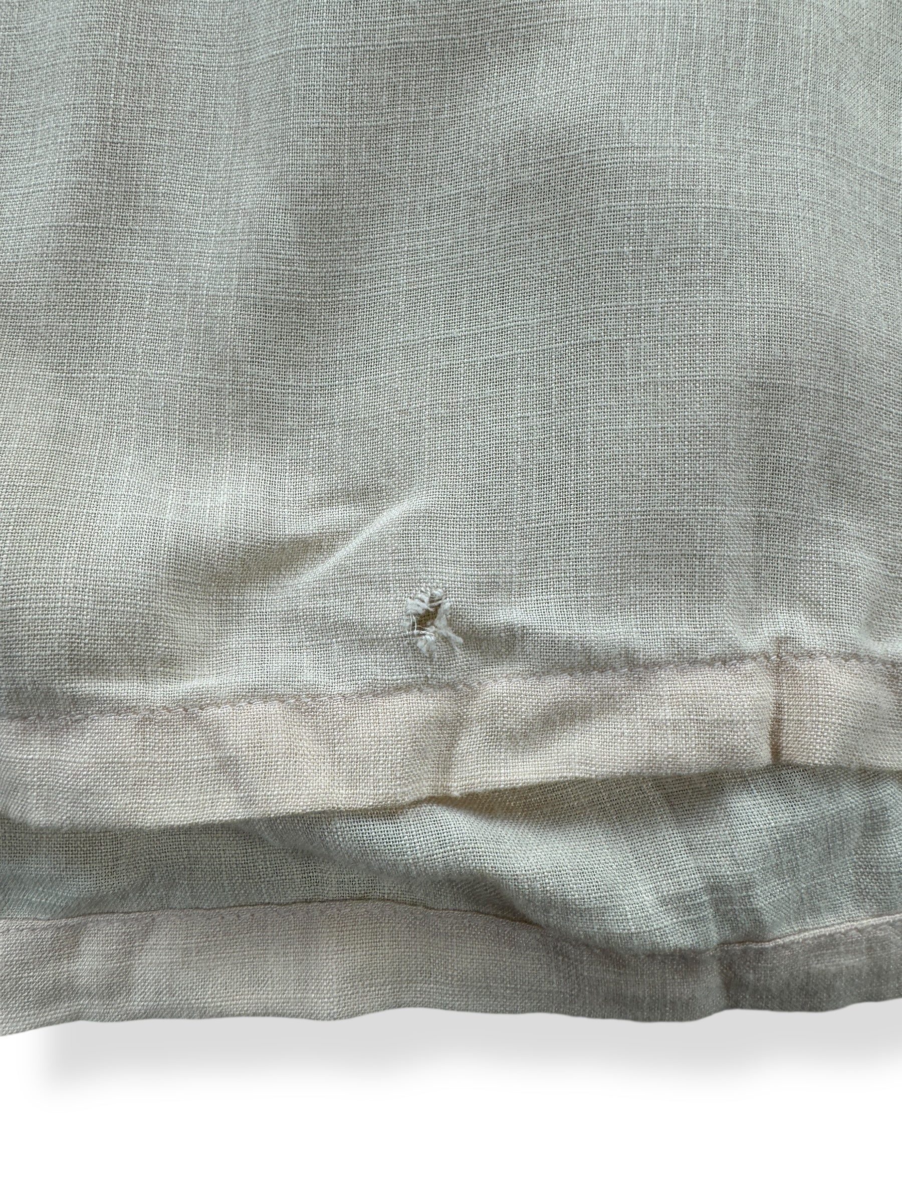 Small Hole on Vintage Long Wear Short Sleeve Loop Collar Shirt SZ XL