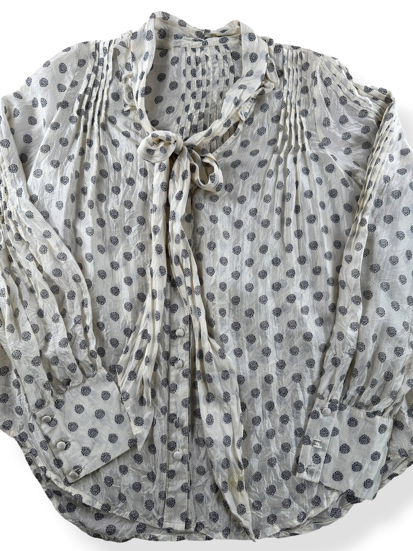 Close-up of Vintage 70s Silk Blouse SZ S