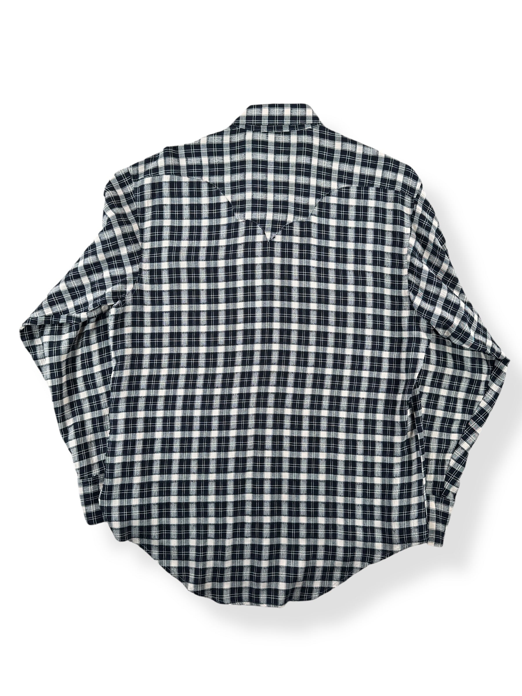 Back of Vintage Rockmount Black & White Sawtooth Pearl Snap SZ L