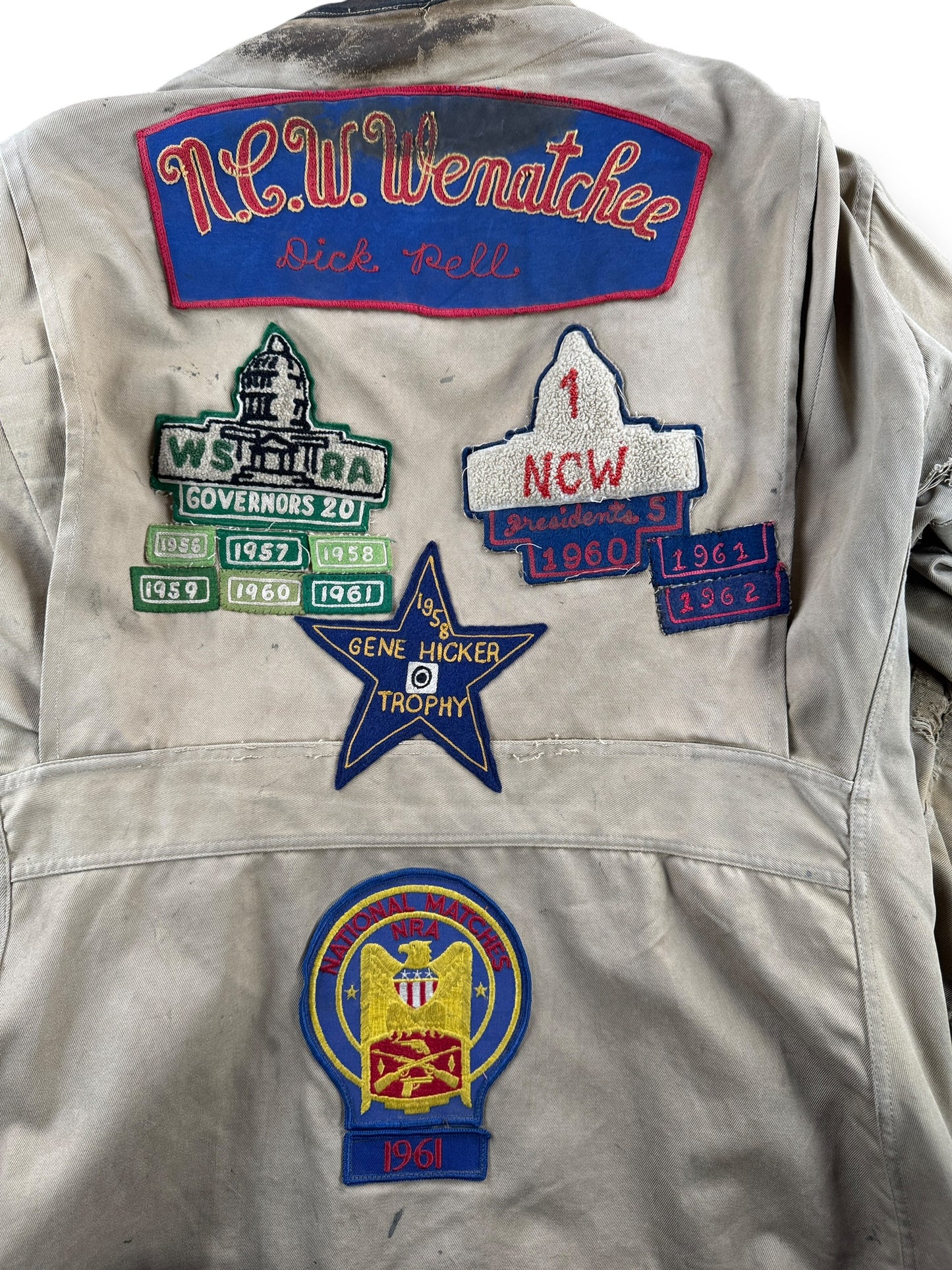 Back Patches on Vintage Shooting Jacket w/ Great Patches SZ 44 (Fits M)