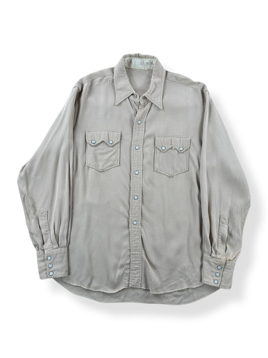 Front of Vintage Sawtooth Pocket Gabardine Pearl Snap Shirt SZ M
