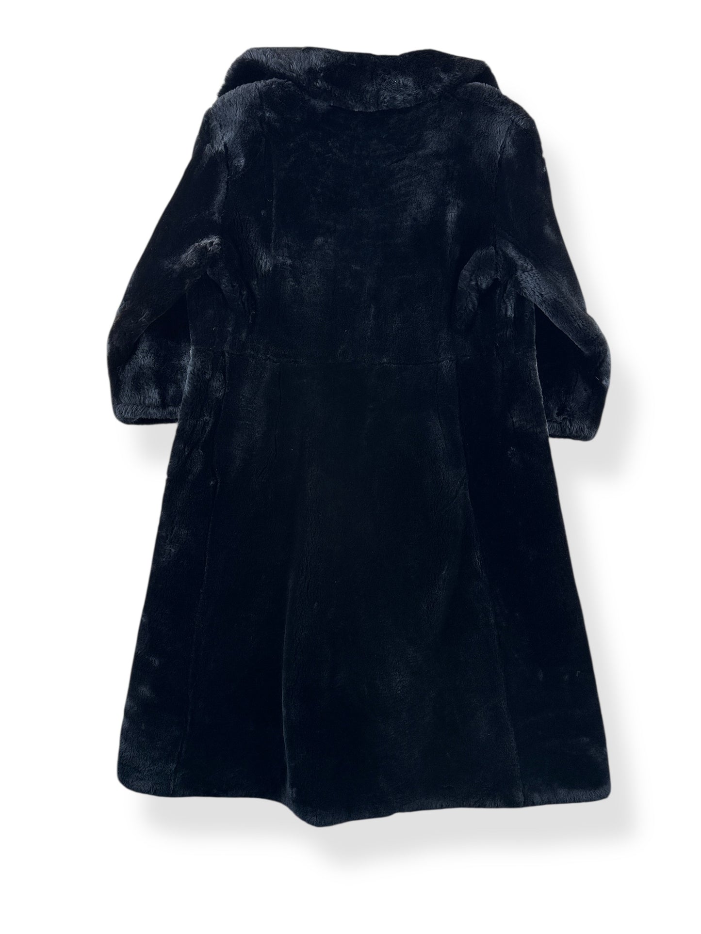 Back of Vintage 60s Alaska Arctic Furs Faux Fur Coat SZ L