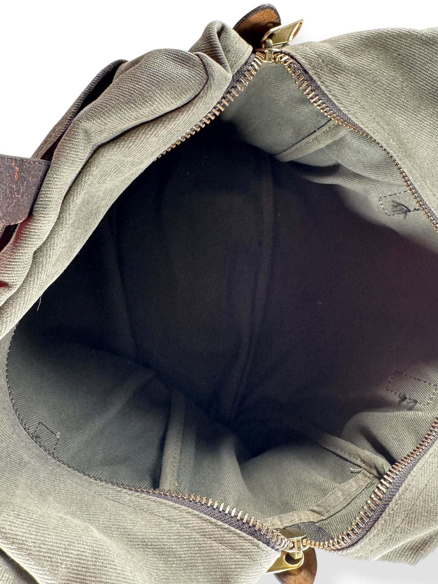Interior Shot on Filson Zipper Tote Bag