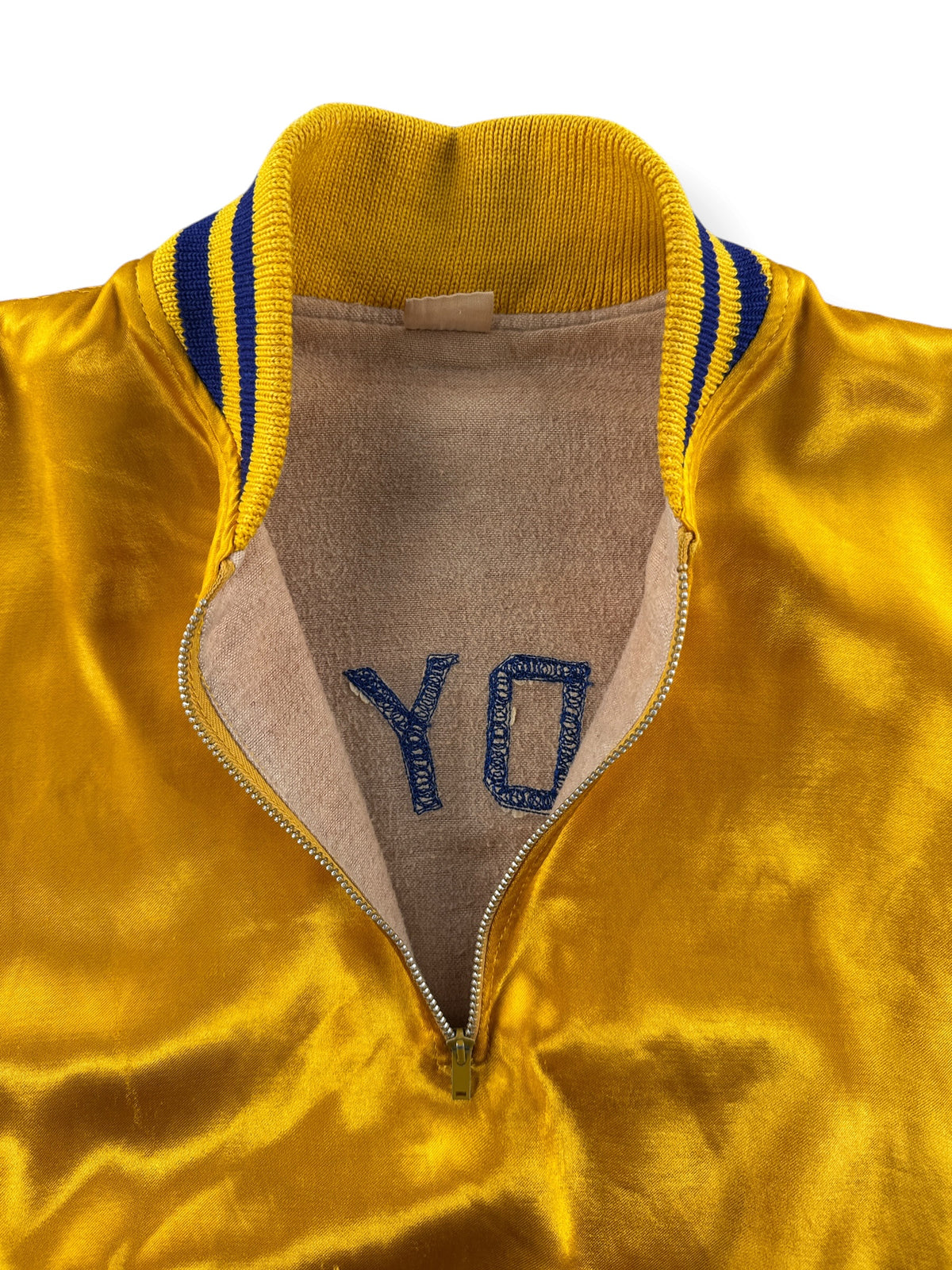 Open zipper on Vintage 40s Goodyear Tires Satin Jacket SZ 42