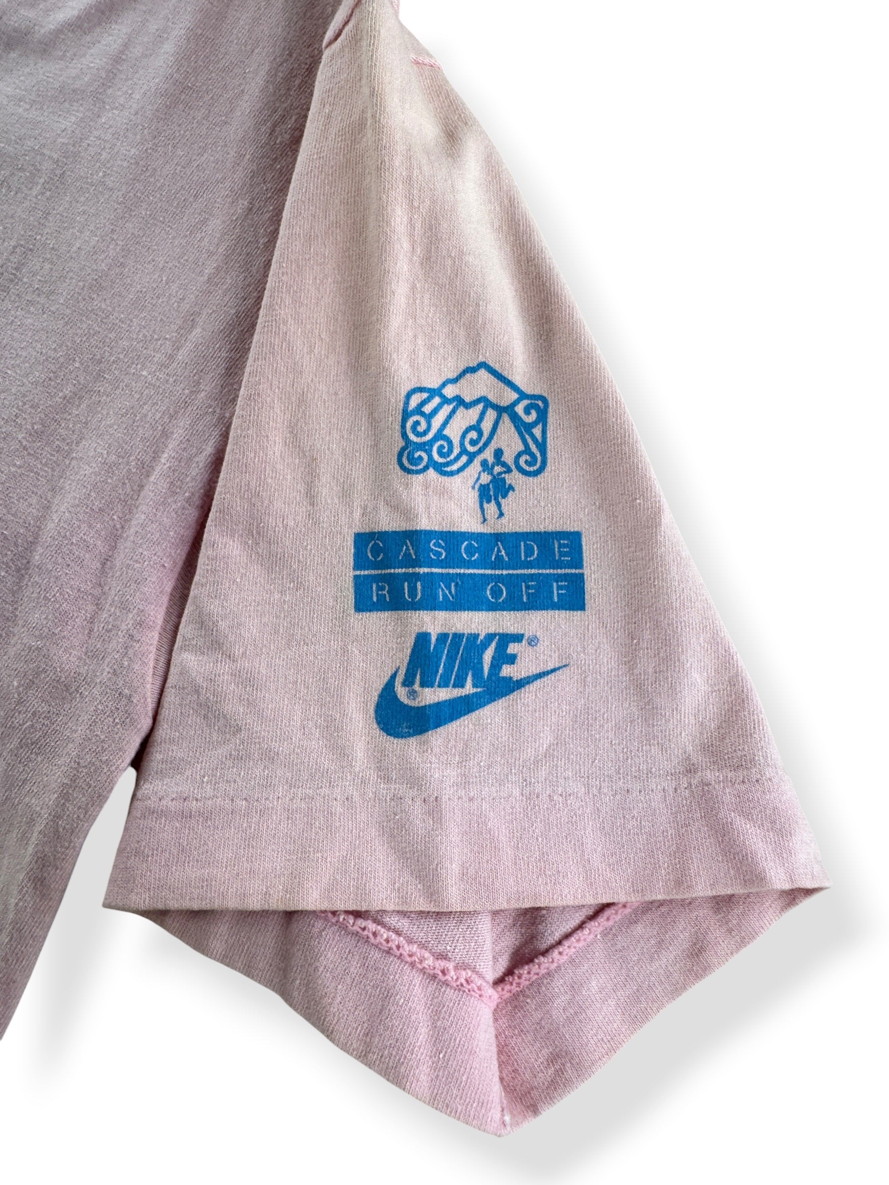 Label on Vintage 1986 Cascade Run Off Tee SZ M (Fits S)