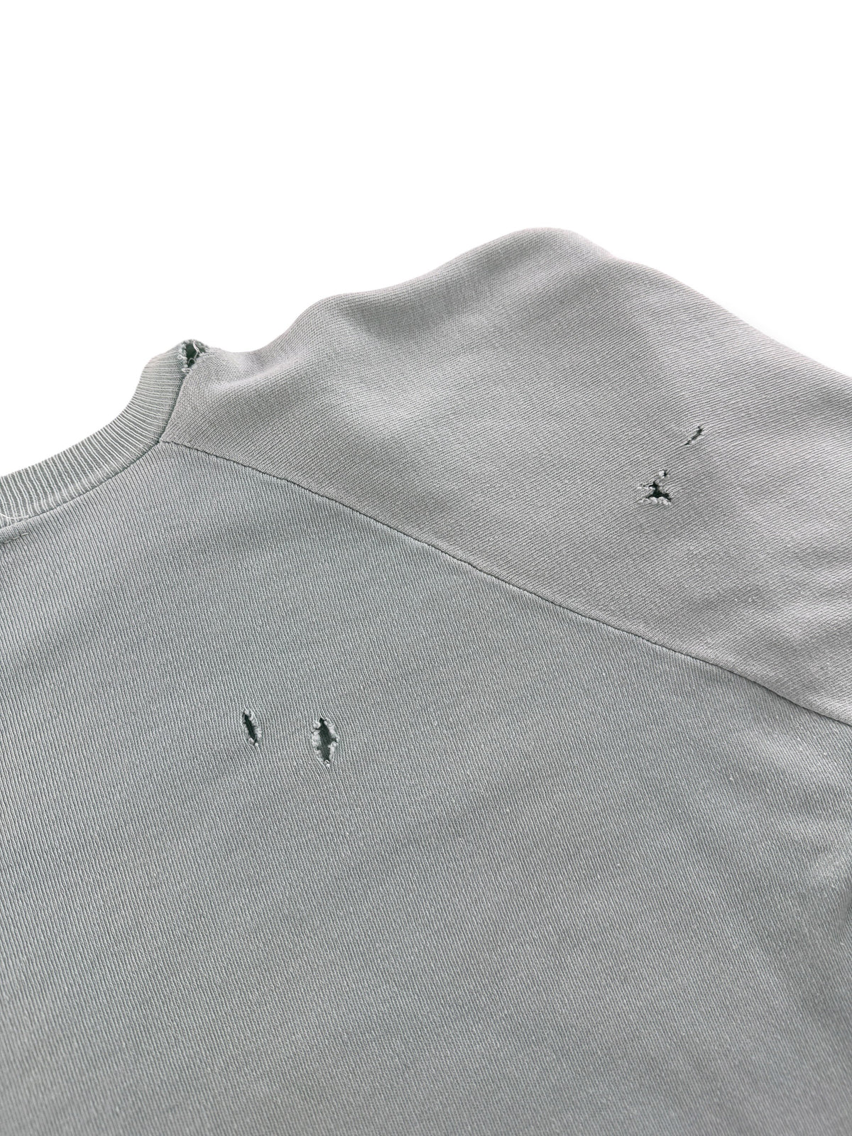 Holes on back of Vintage 70s Las Vegas Crewneck SZ L - AS IS