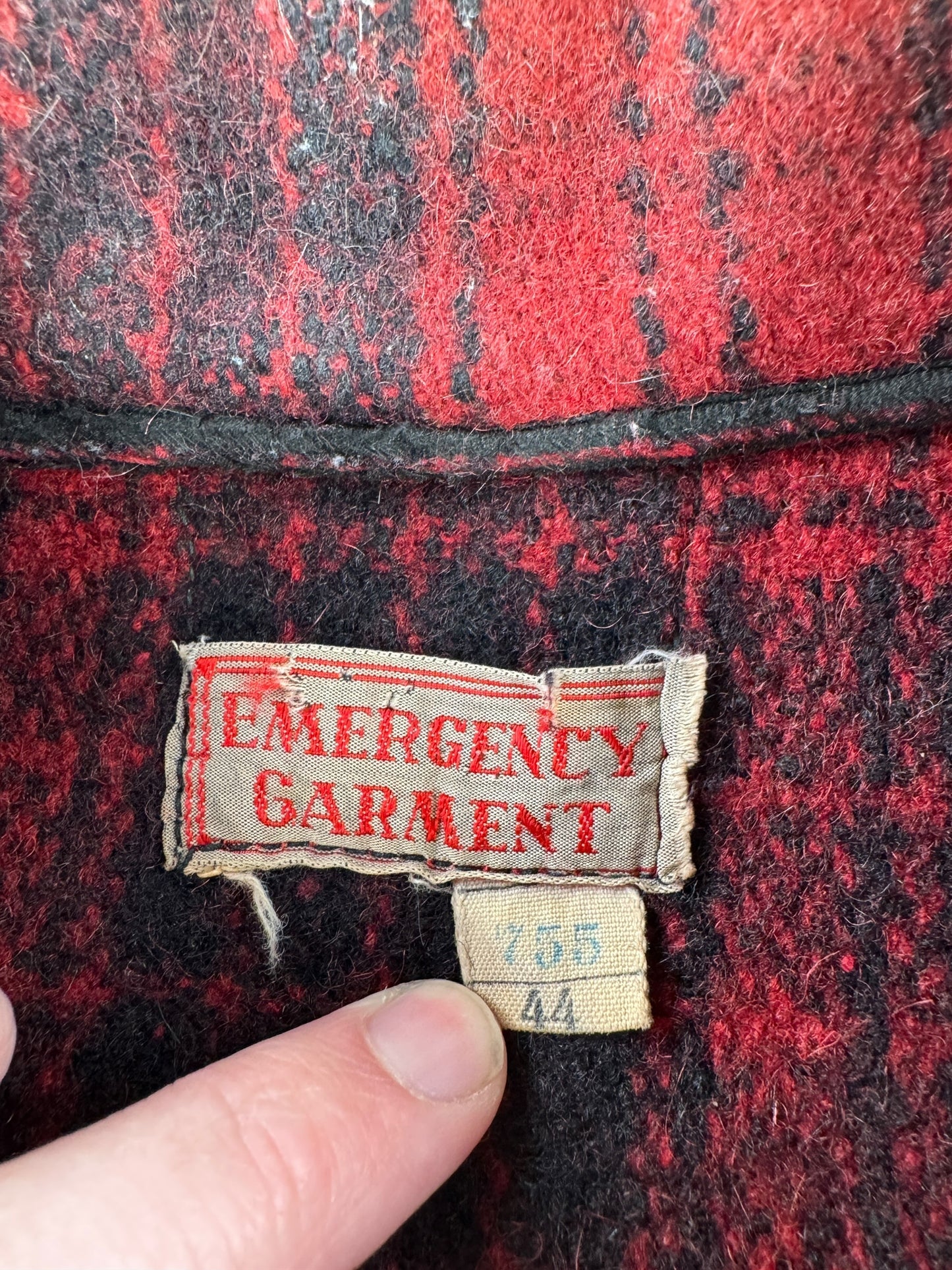 Tag on Vintage "Emergency Garment" 40s/50s Wool Jacket SZ L