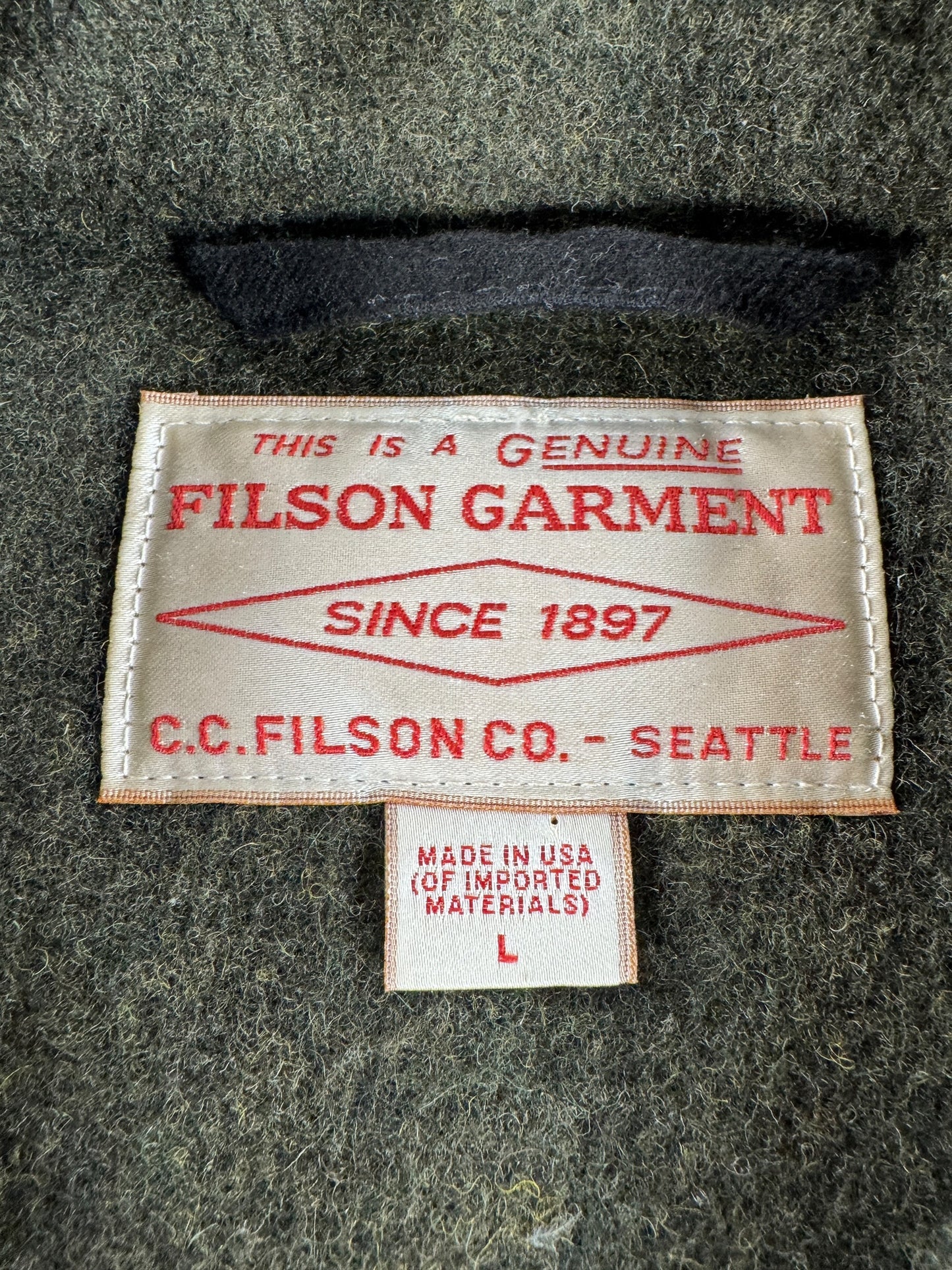 Label on Filson Forest Green Mackinaw Cruiser SZ L
