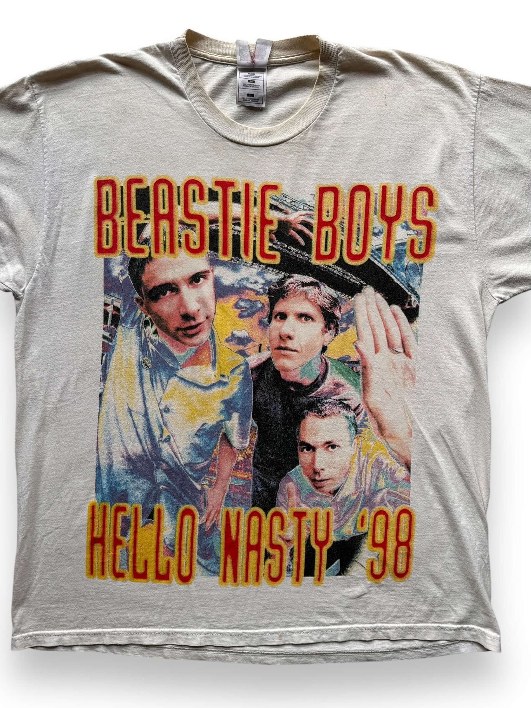 front close up of Vintage 1998 Beastie Boys Hello Nasty Tour Tee SZ XL