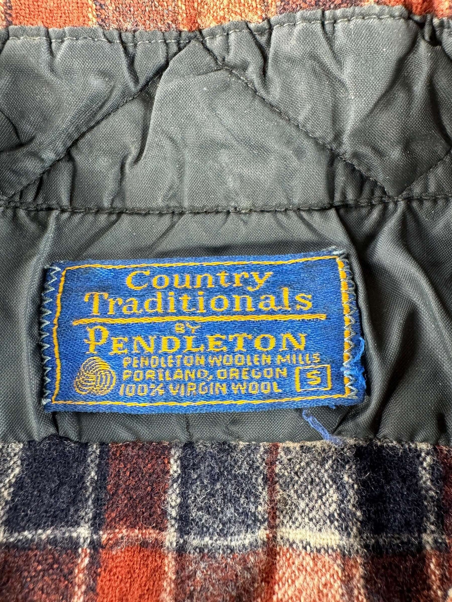 Label on Vintage Pendleton Country Traditionals Flannel SZ S- AS IS