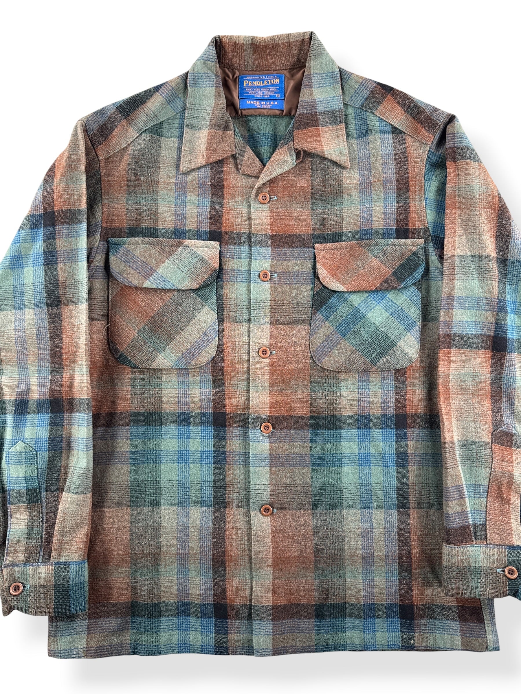 Front Close Up of Vintage Pendleton Board Shirt SZ S