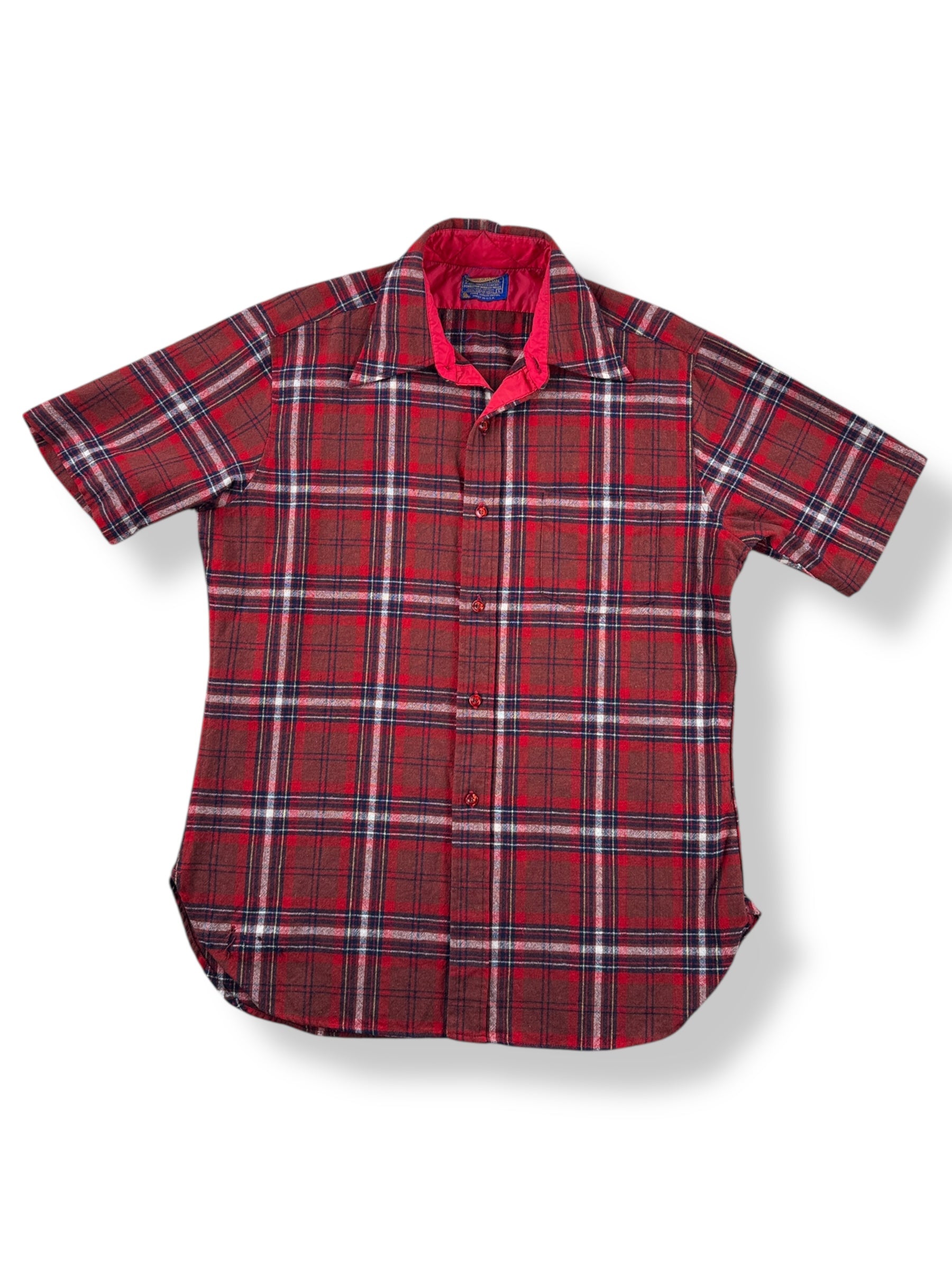 Front of Vintage Red Plaid Short Sleeve Pendleton Flannel SZ L