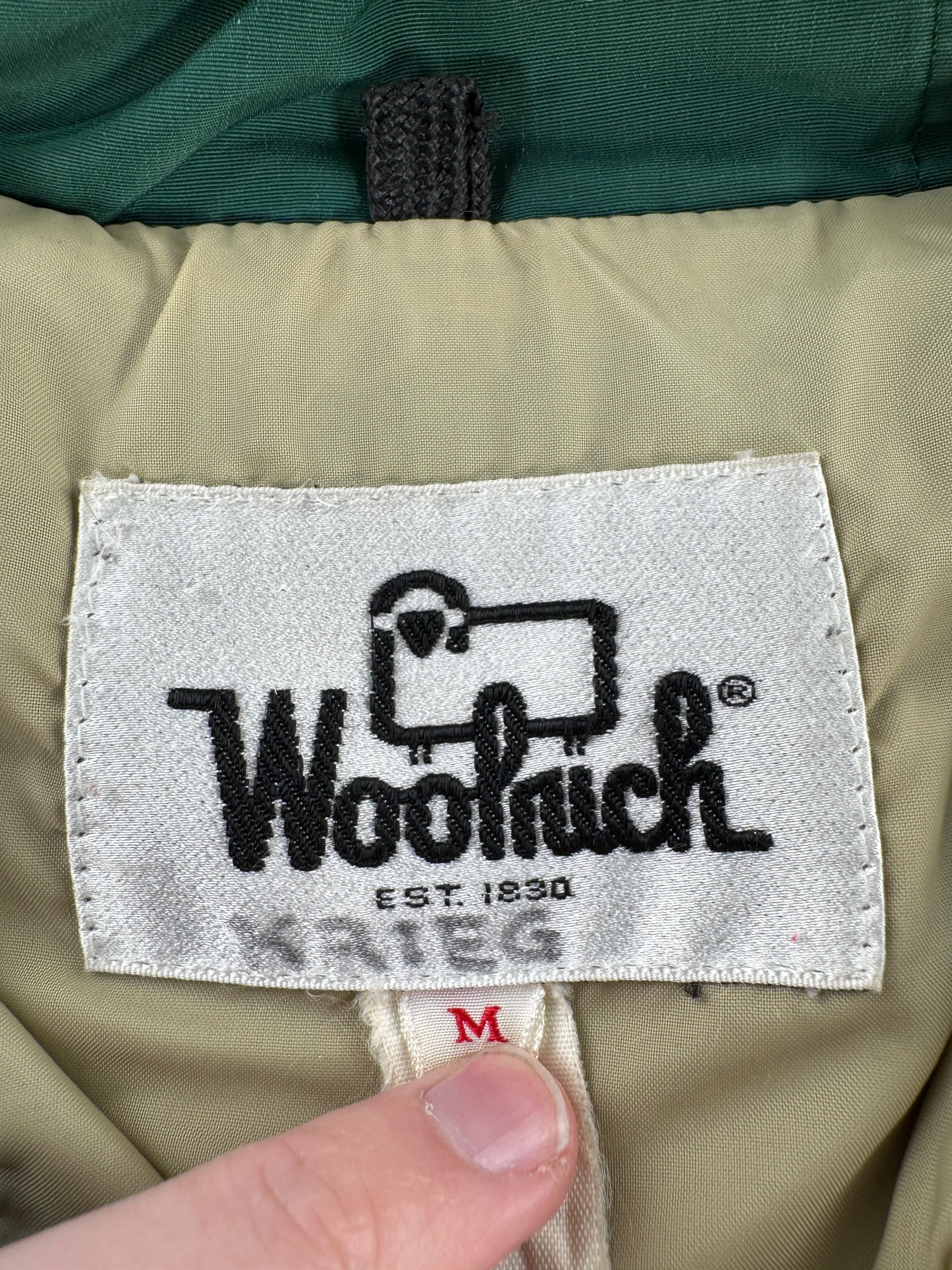 Tag on Vintage Woolrich Parka SZ M