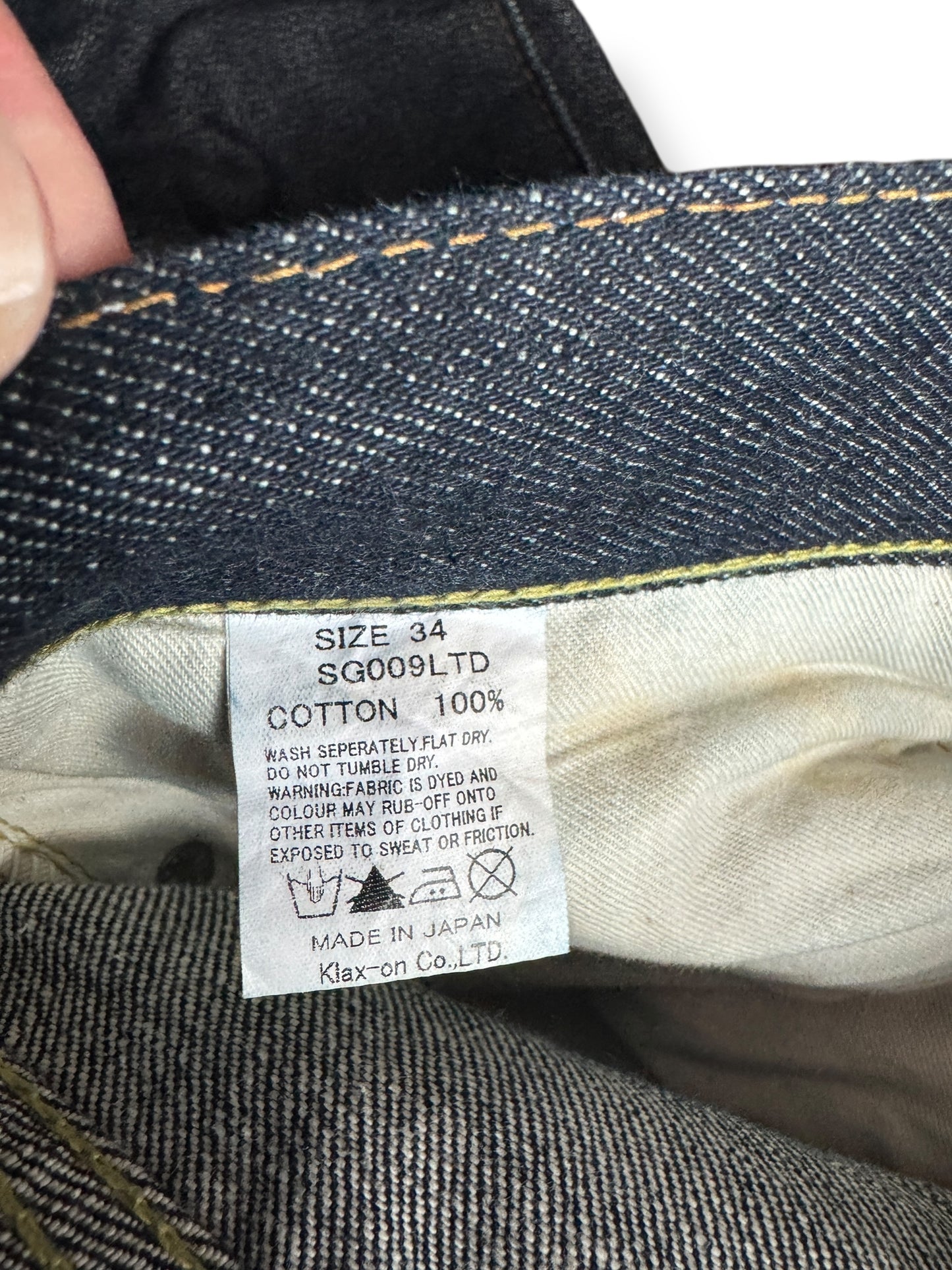 Size on Strike Gold 009LTD Japanese Selvedge Skinny Fit W34