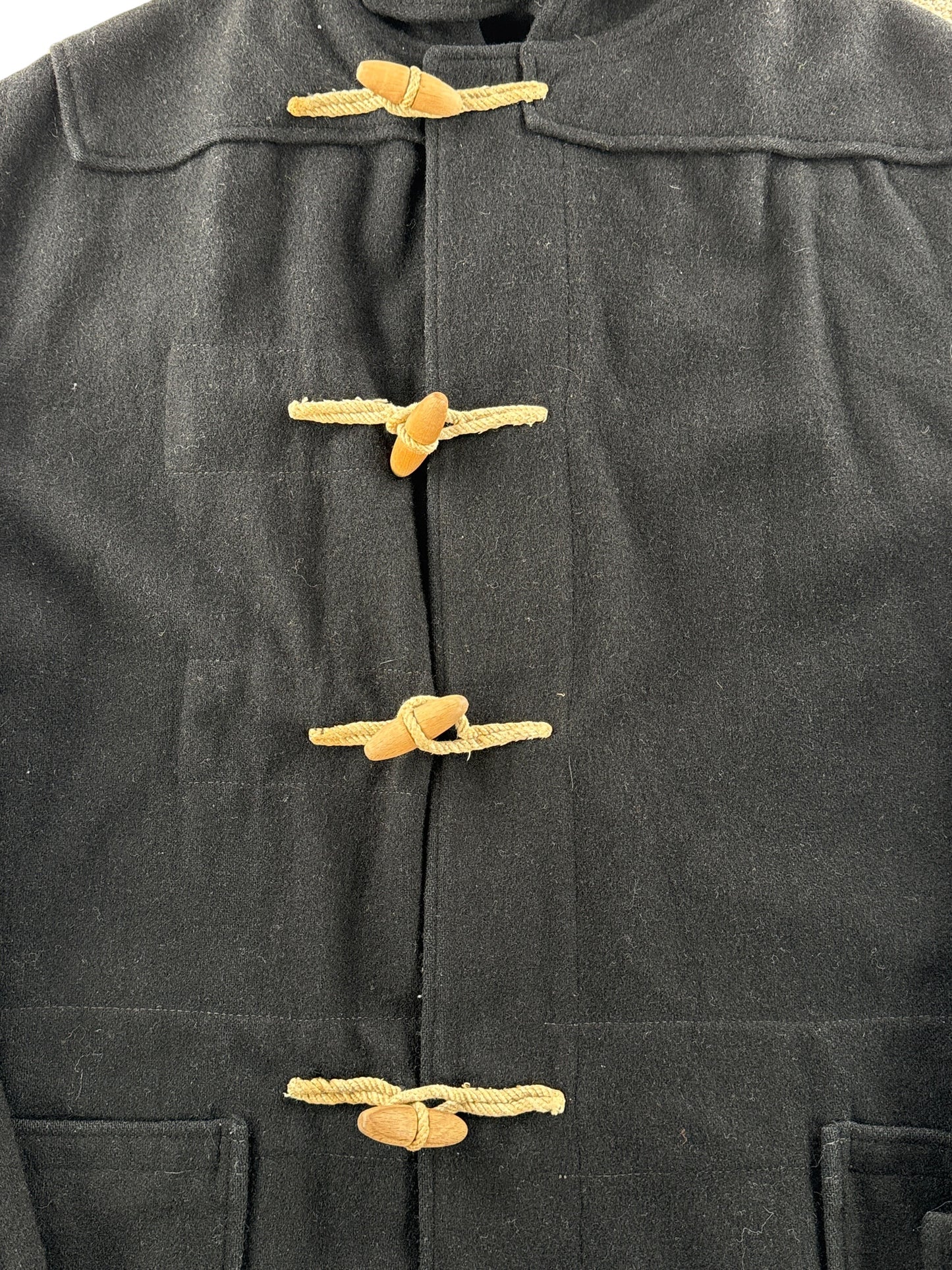 Clasps on Vintage Frederick And Nelson Black Wool Toggle Front Coat SZ XL