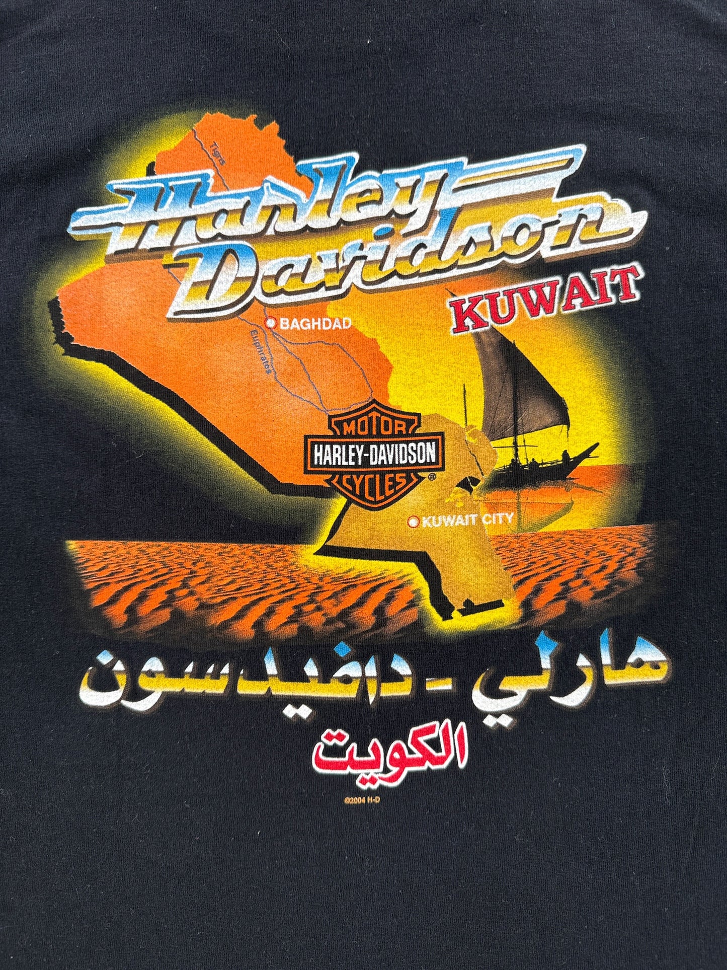 Back Graphic of Vintage 2004 Kuwait Harley Davidson Tee SZ M (Fits S)