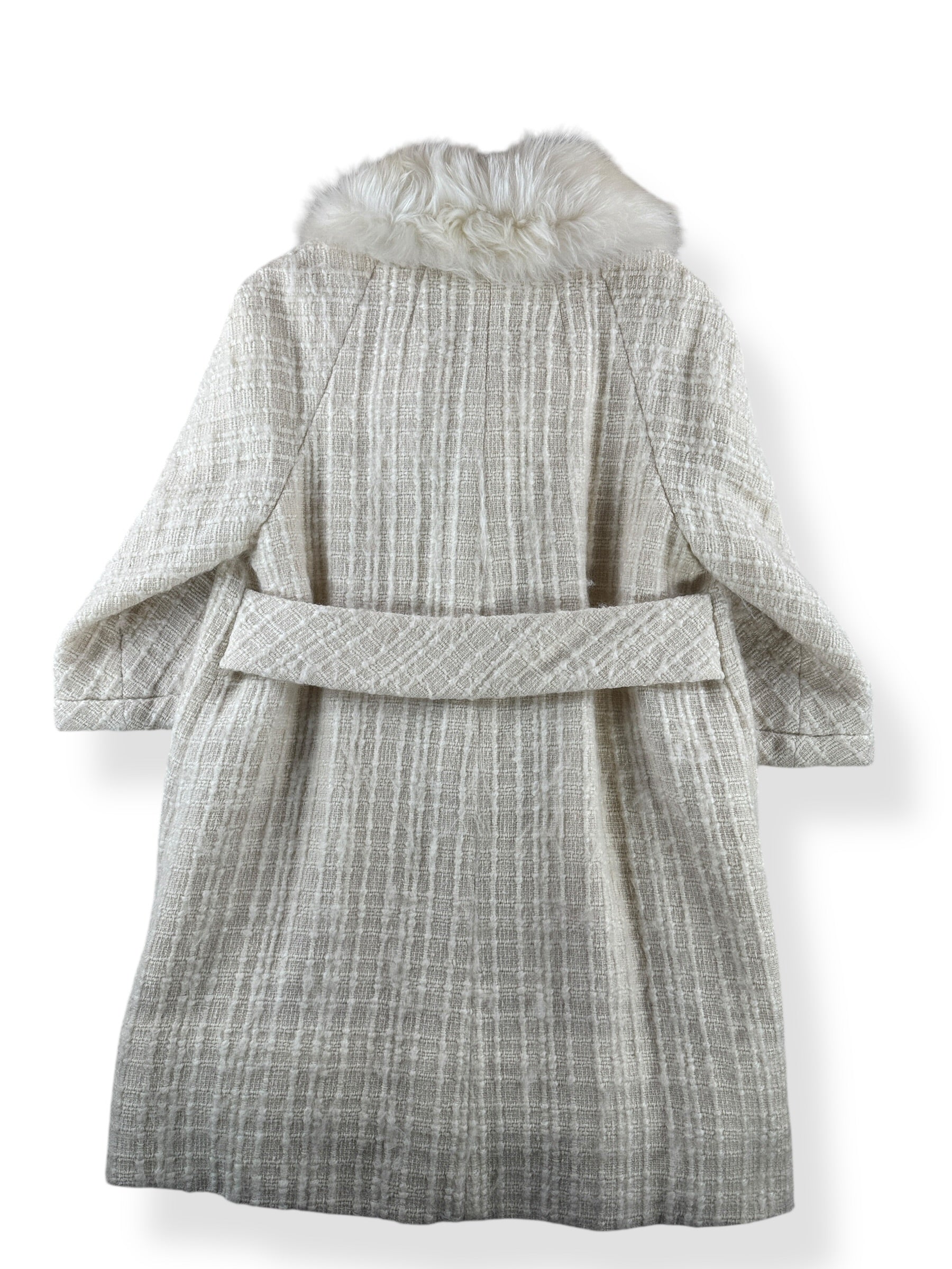 Back of Vintage 60s Best's Apparel White Coat w/ Fur Collar SZ L