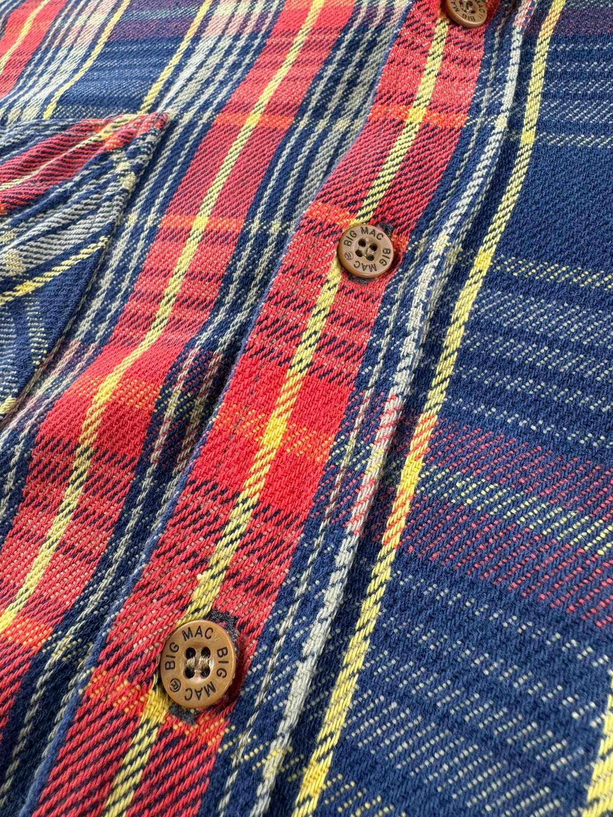 Buttons on Vintage Blue & Red Big Mac Cotton Flannel SZ XL