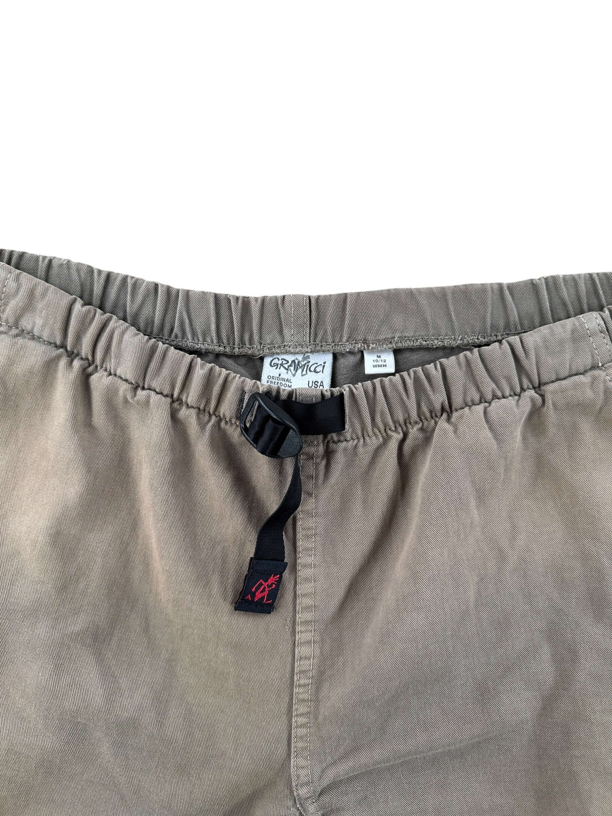 Close up of Vintage Gramicci Shorts SZ M