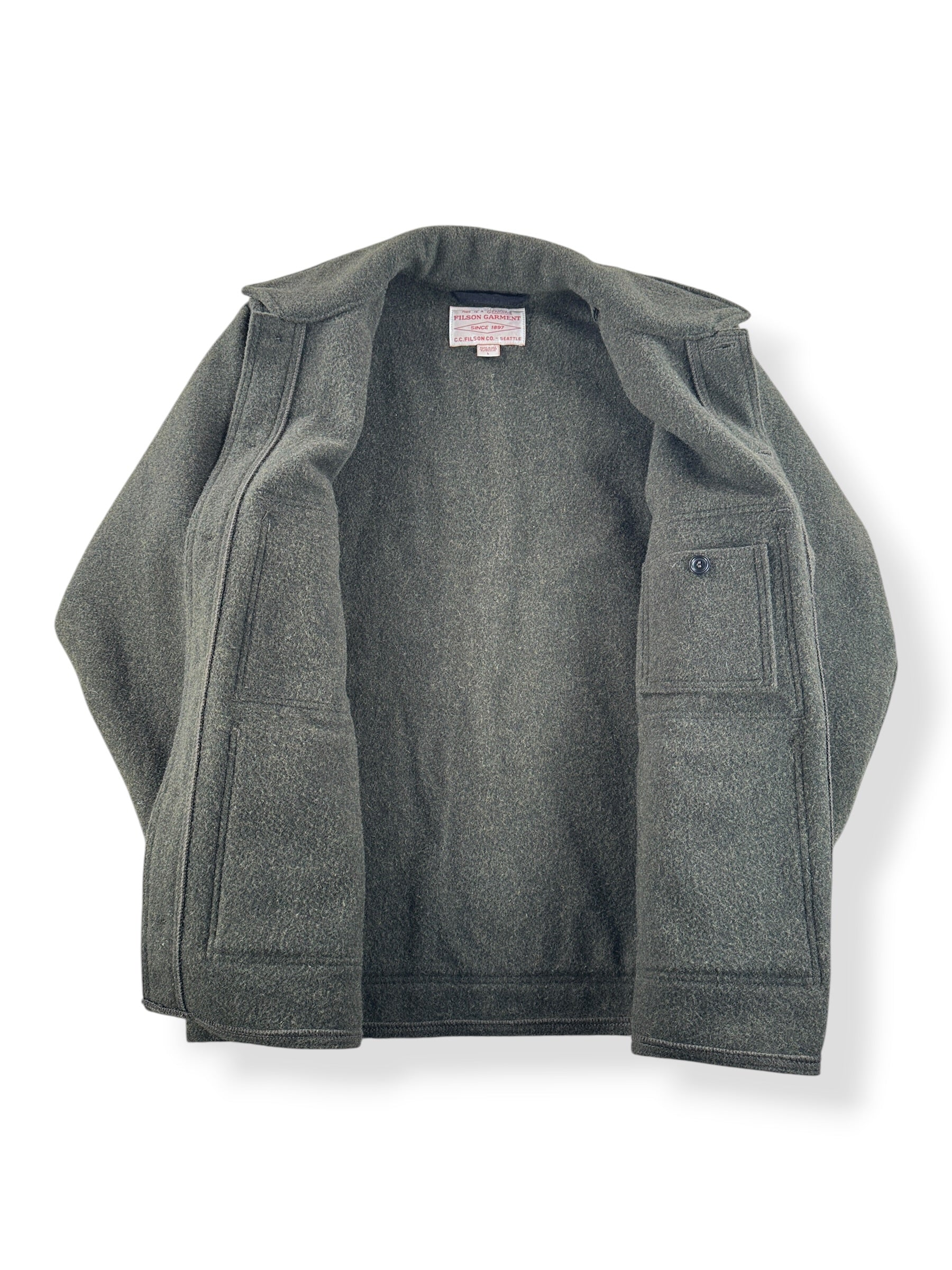 Inside of Filson Forest Green Mackinaw Cruiser SZ L