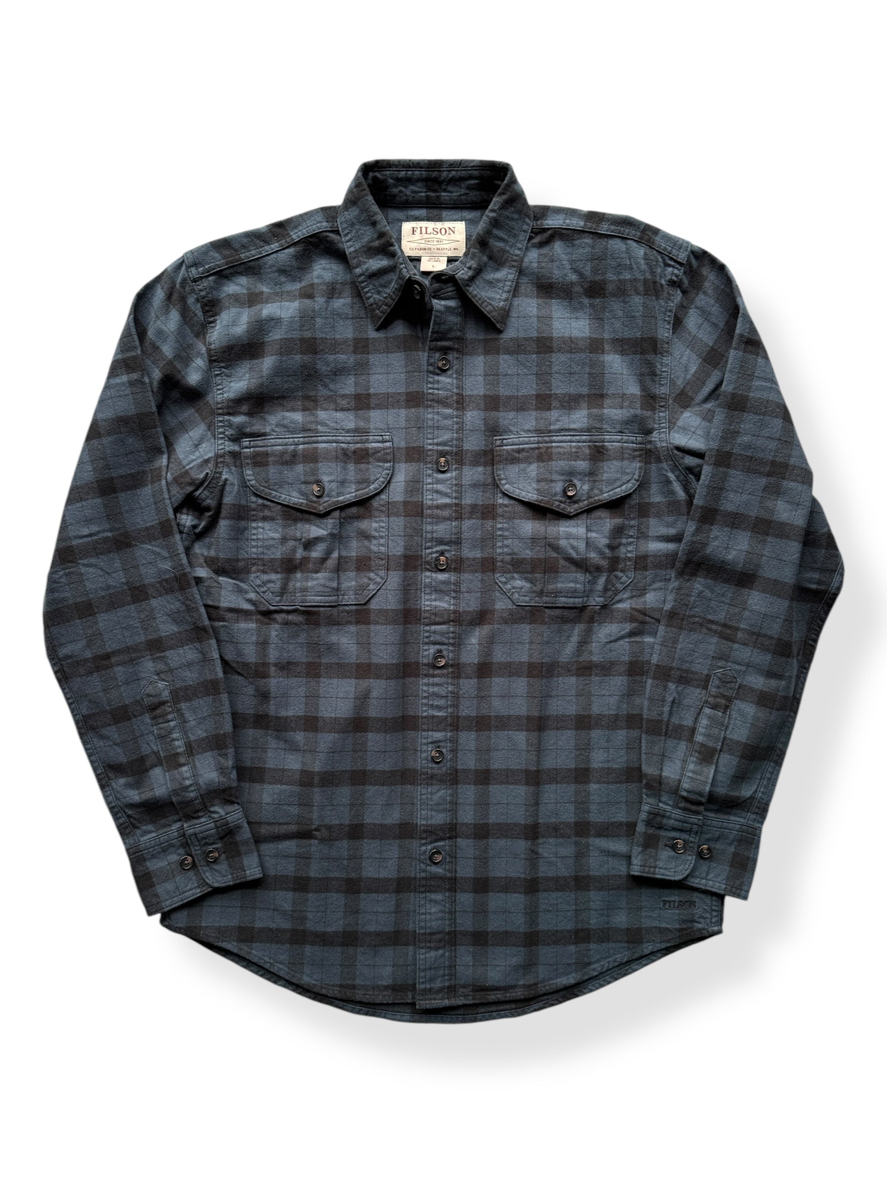 Front of NOS Filson Midnight Black Alaskan Guide Shirt SZ S