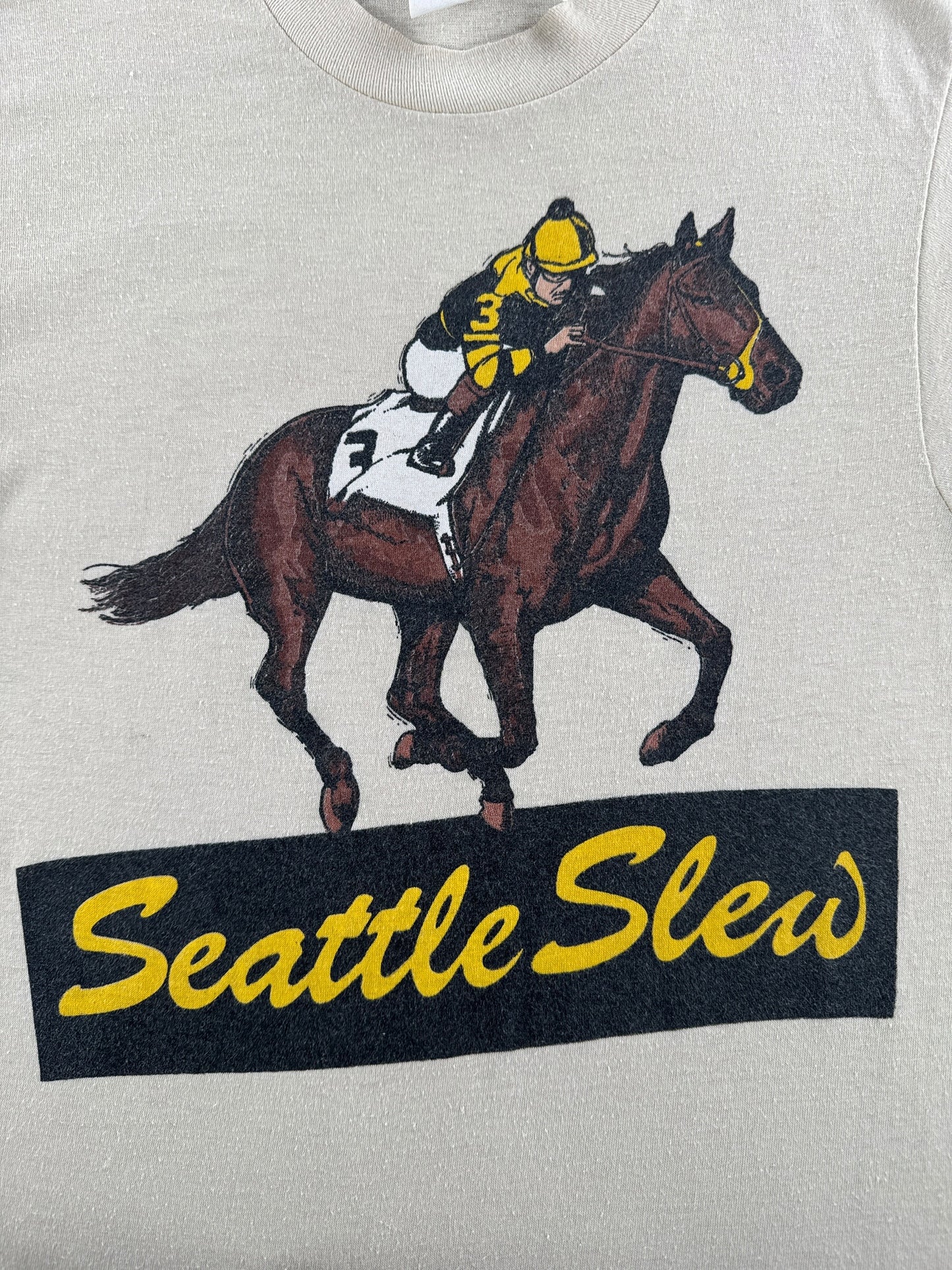 Front Close Up of Vintage Seattle Slew Horse Racing Tee SZ M (Fits XS)