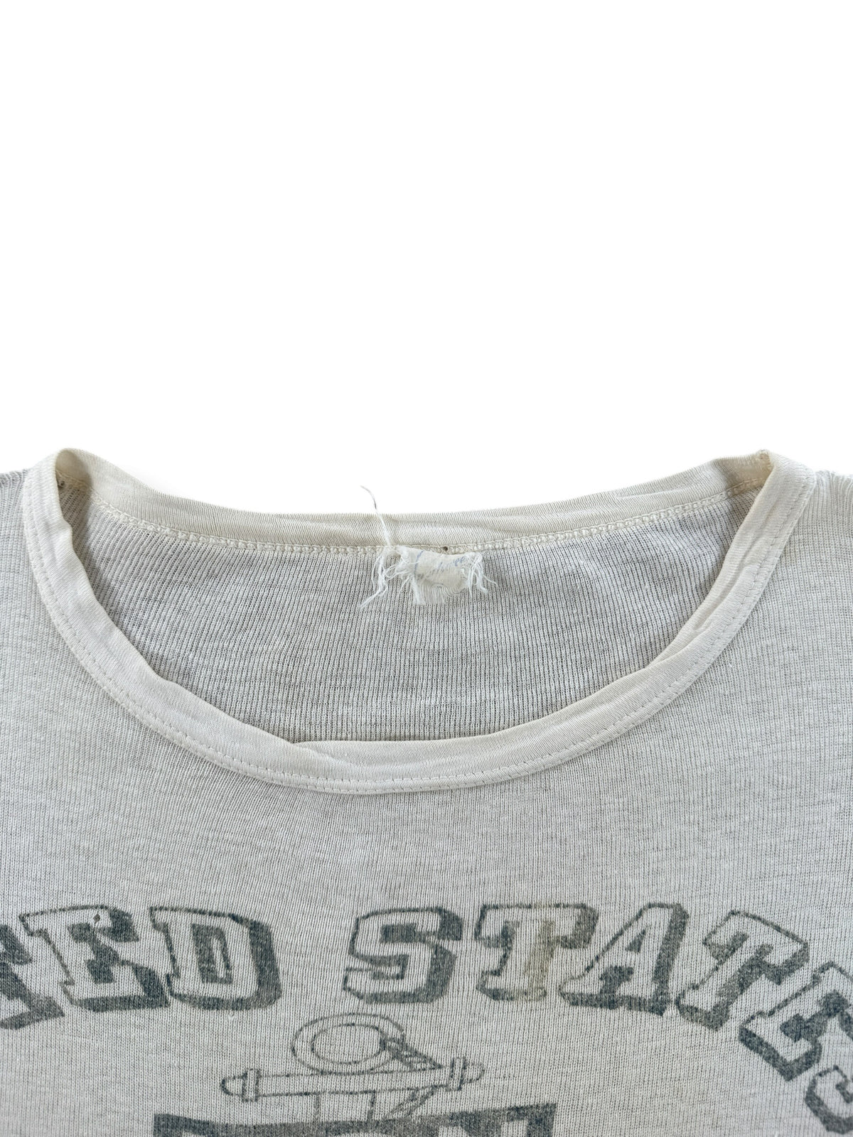 Collar on Vintage 1940s US Navy Waterprint Tee SZ M