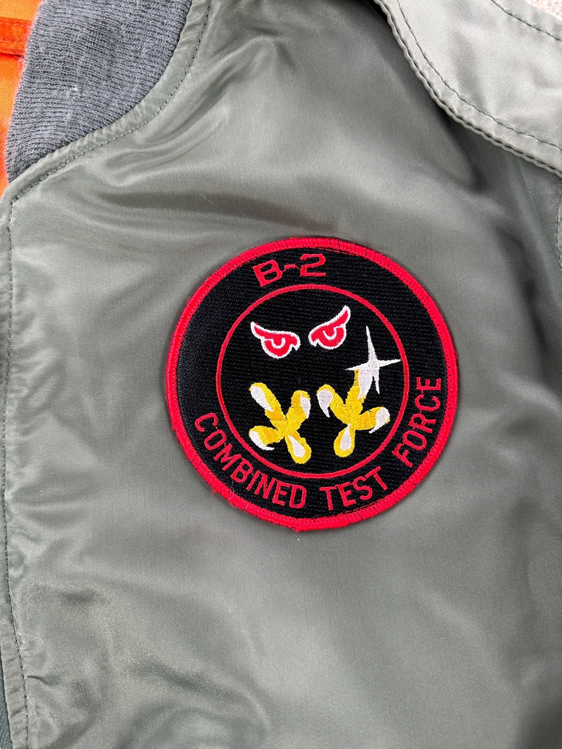 Patch on Vintage L-28 B-2 Bomber Jacket SZ M