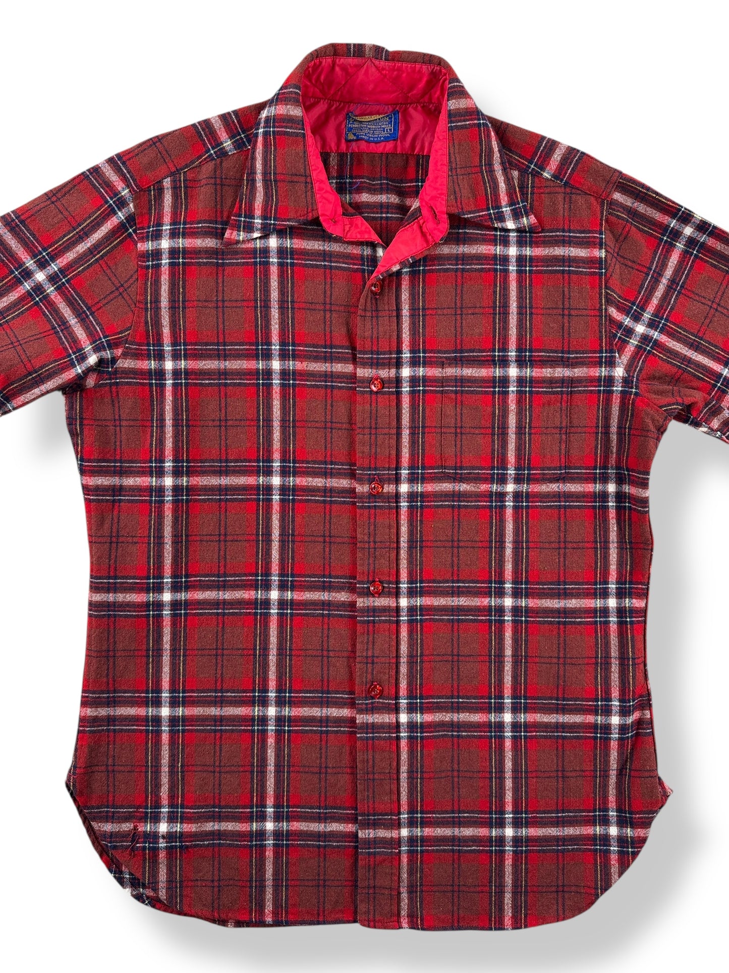 Front Close Up of Vintage Red Plaid Short Sleeve Pendleton Flannel SZ L