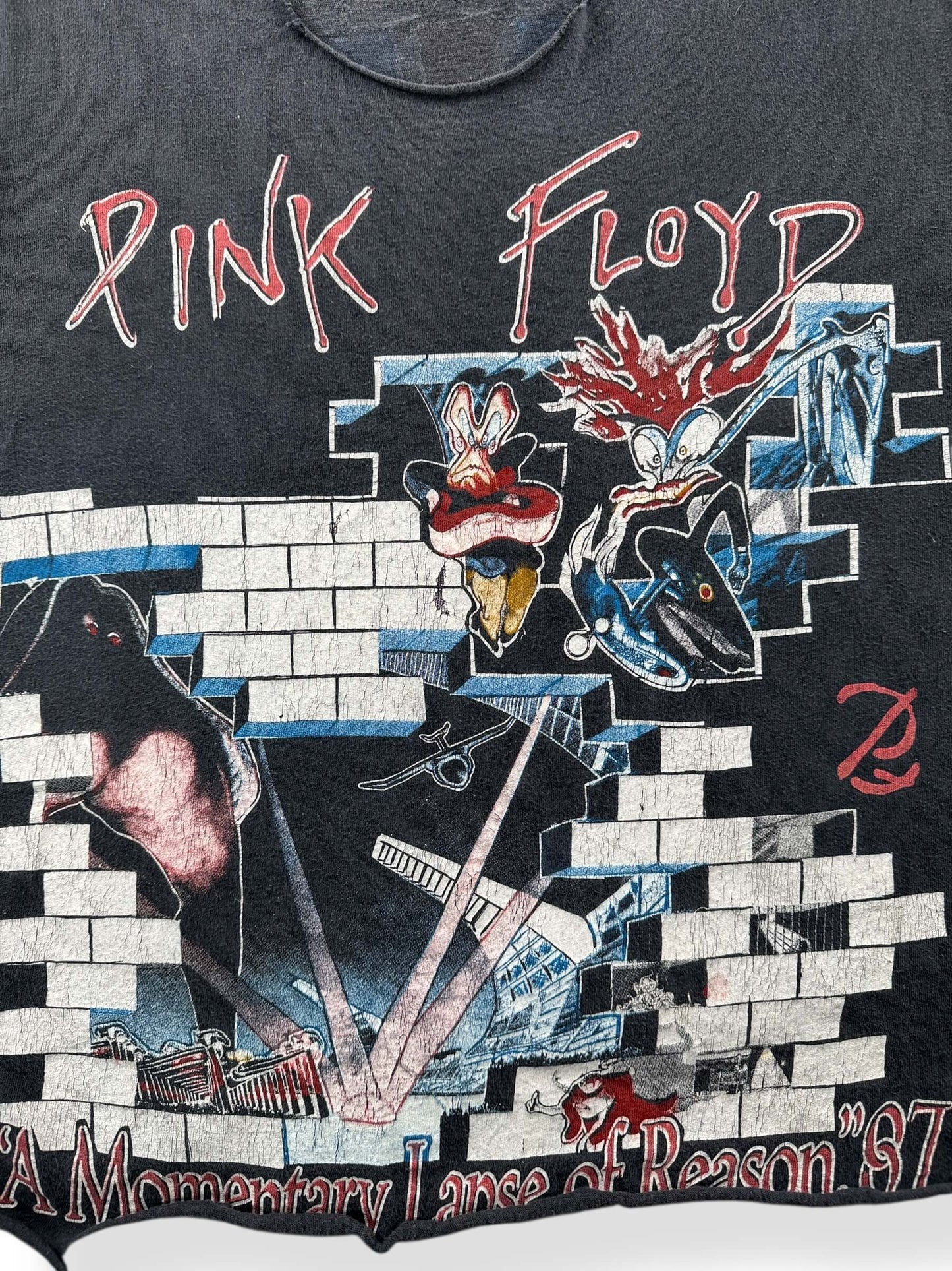 Graphic of Vintage Pink Floyd The Wall Chopper Tee SZ L