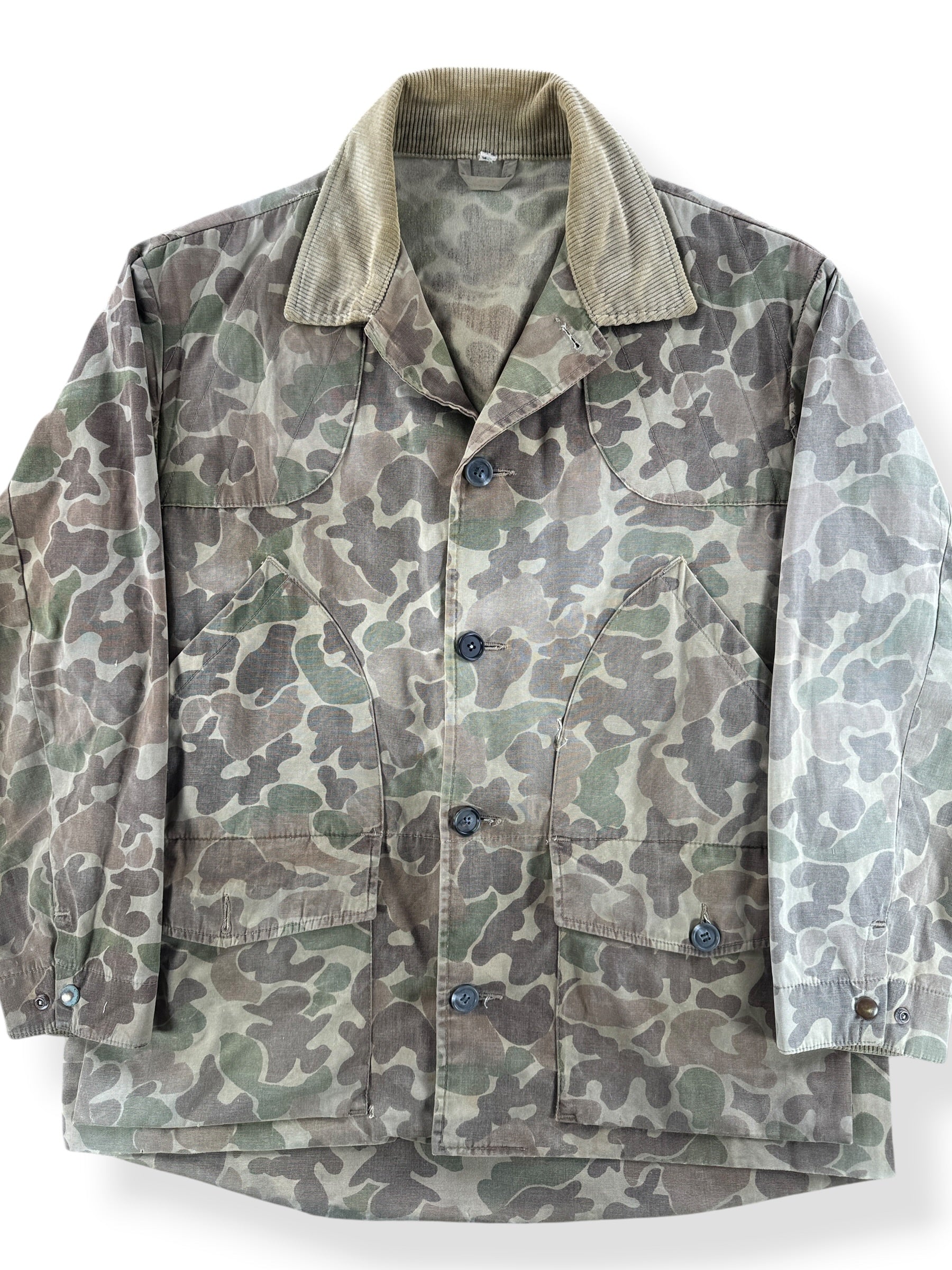 Front Close Up of Vintage 80s Eddie Bauer Camo Hunting Jacket SZ XL