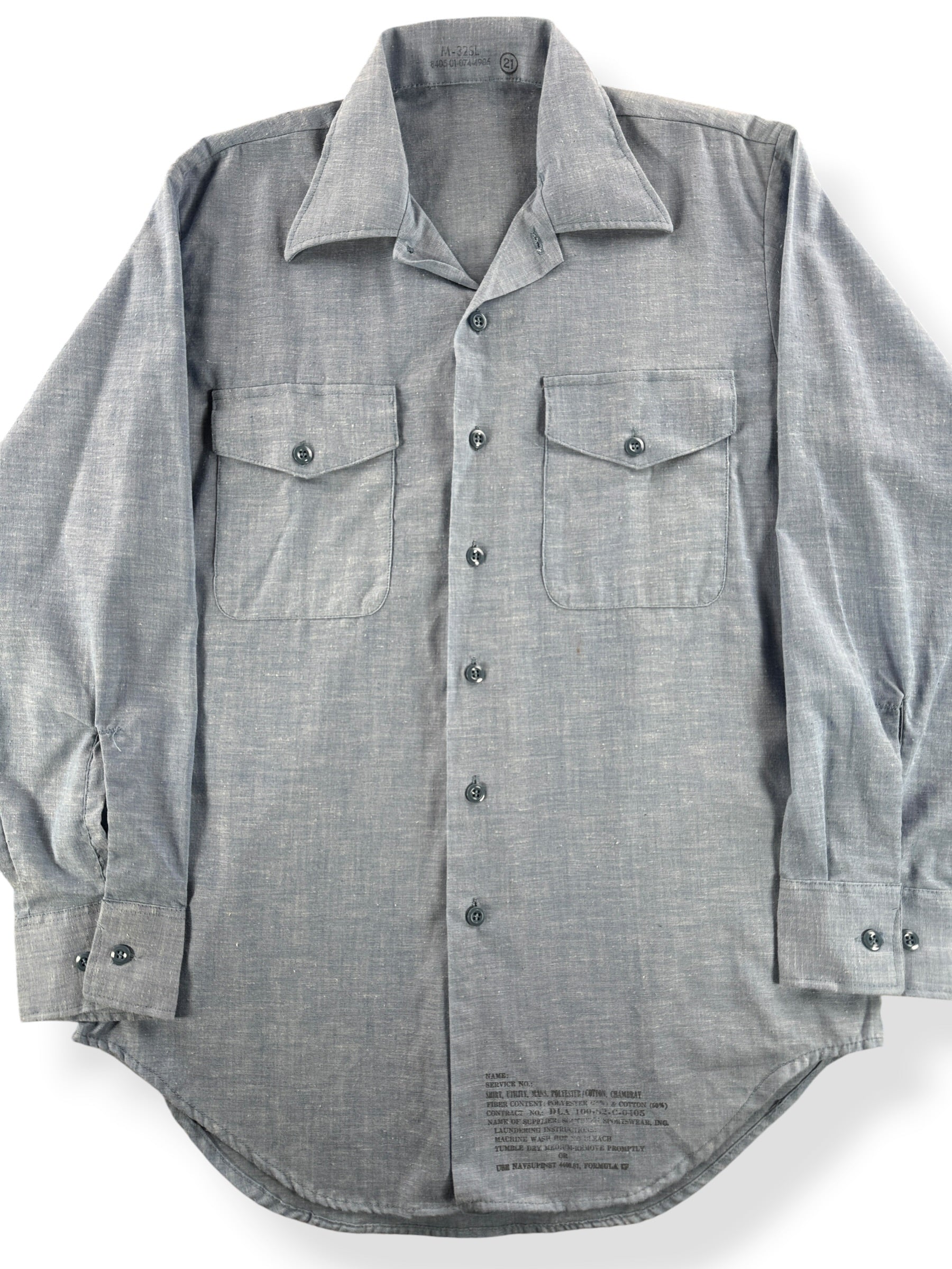Front Close Up of Vintage Cotton/Poly Blend Military Chambray Shirt SZ M