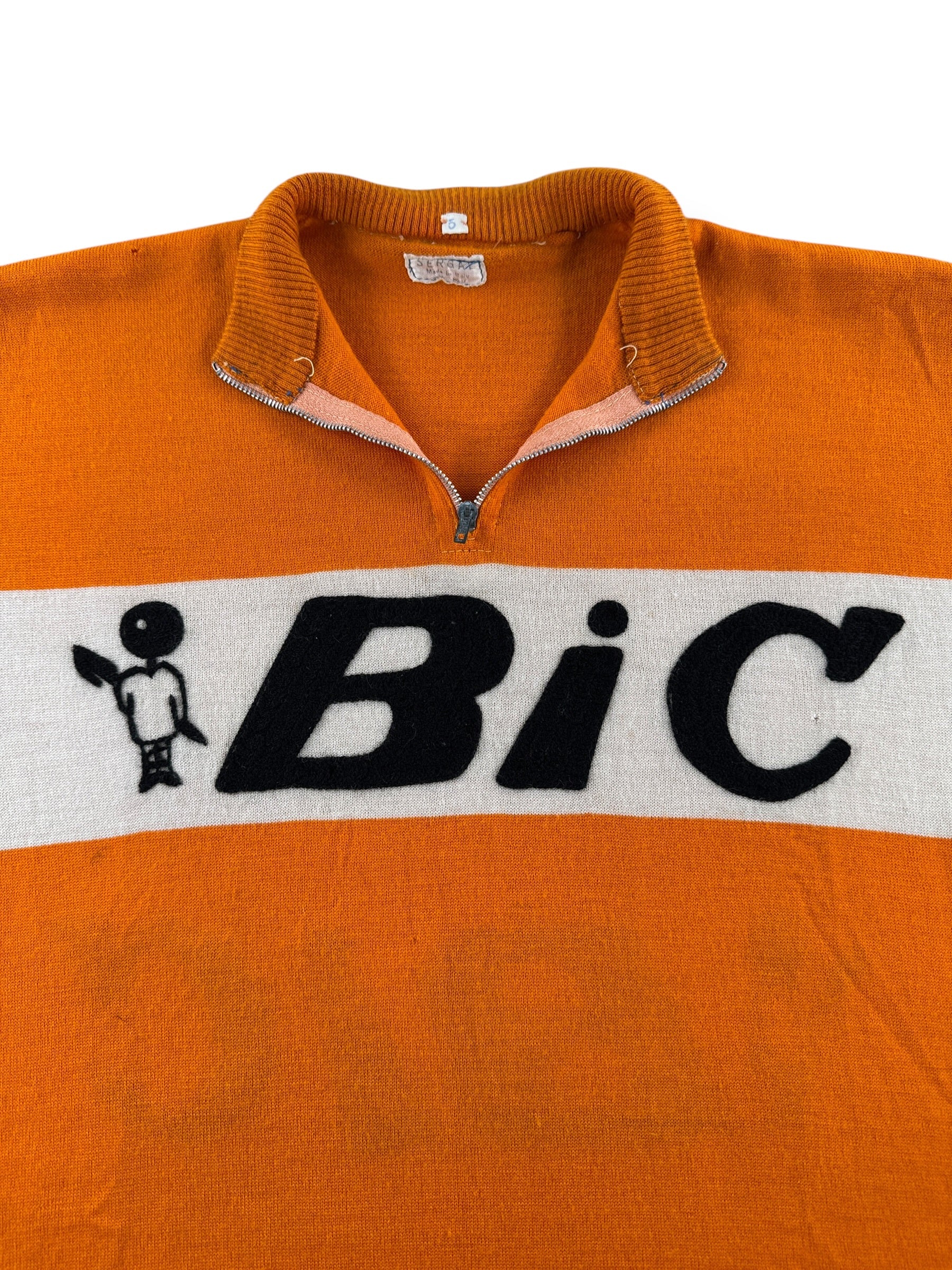 Chainstitching on Vintage 60s Bic Cycling Jersey SZ XS