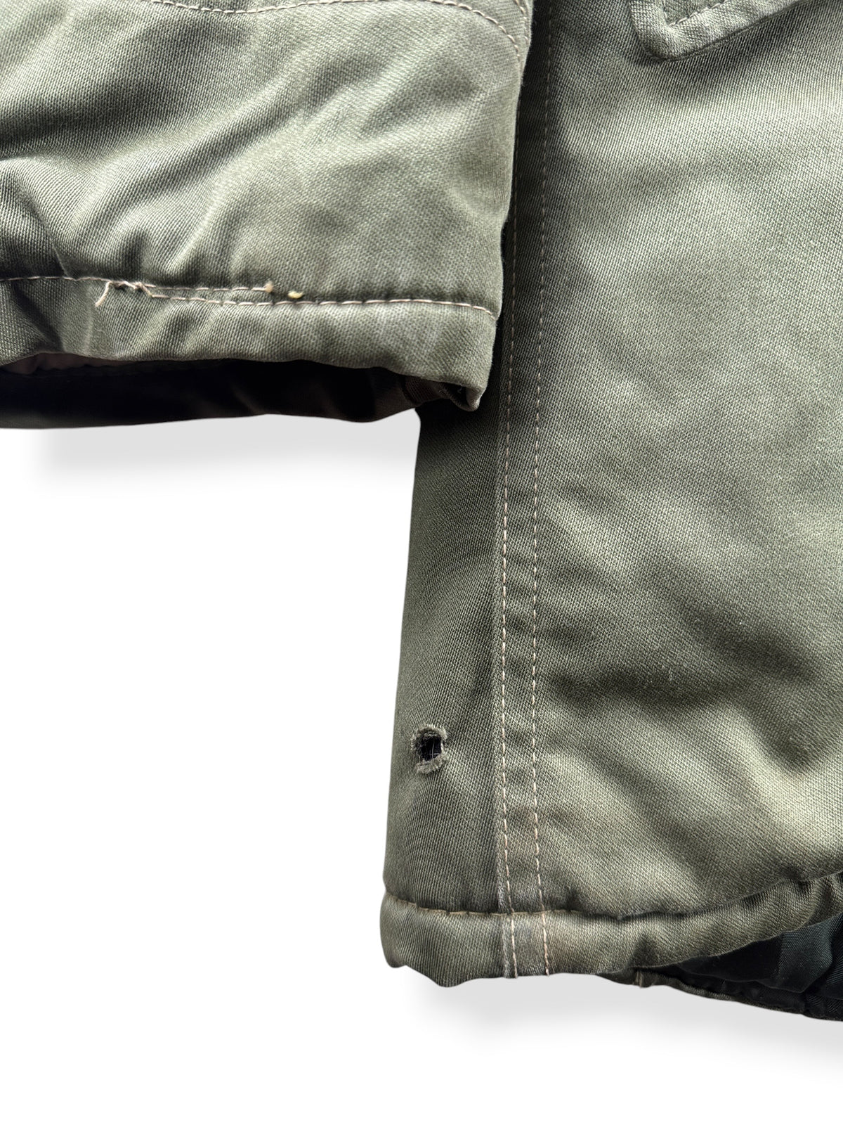 Small hole on bottom of Vintage B-9 Civilian Parka SZ 42