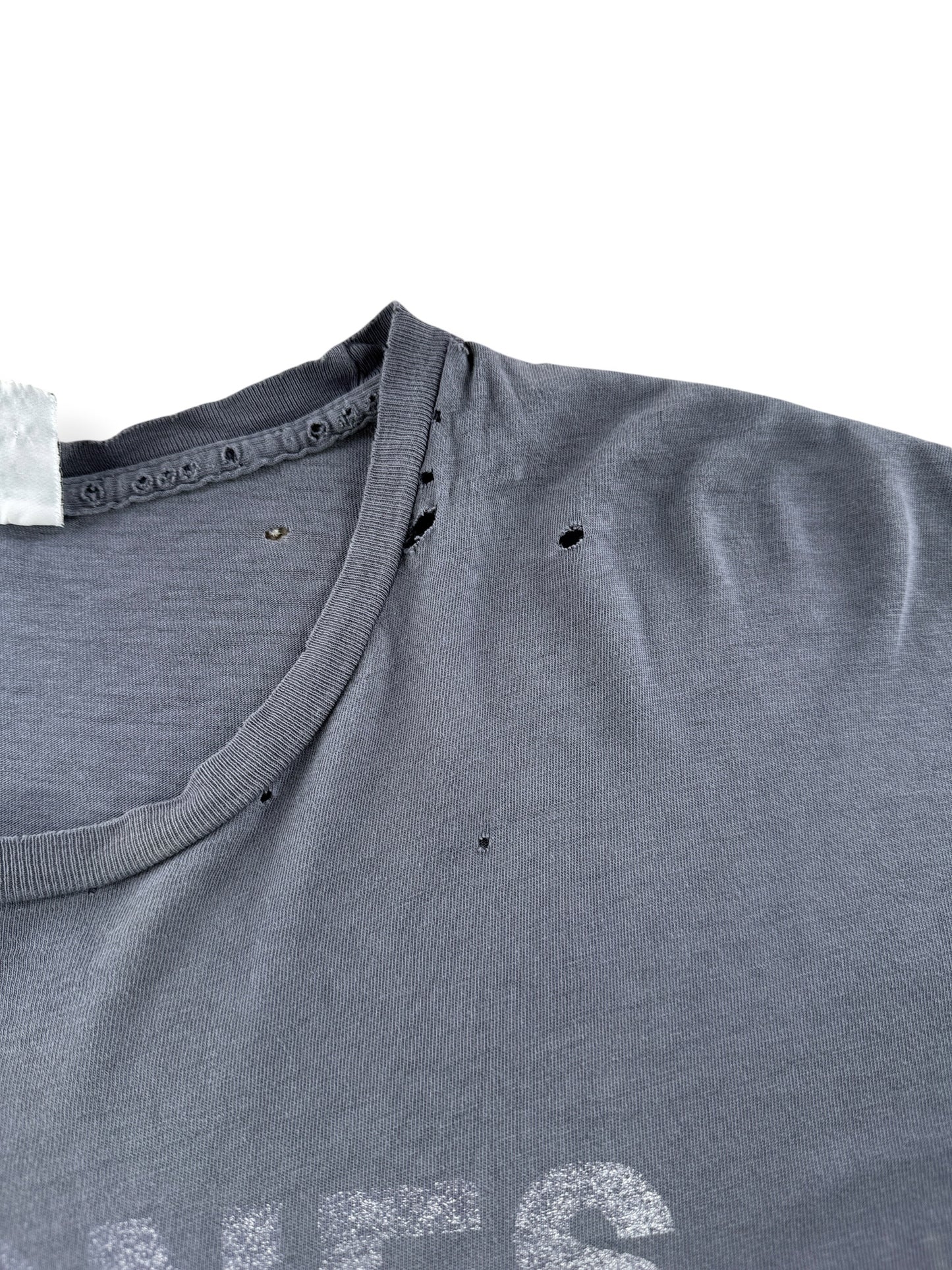Holes on collar of Vintage Thrashed Ramones Tee SZ XL