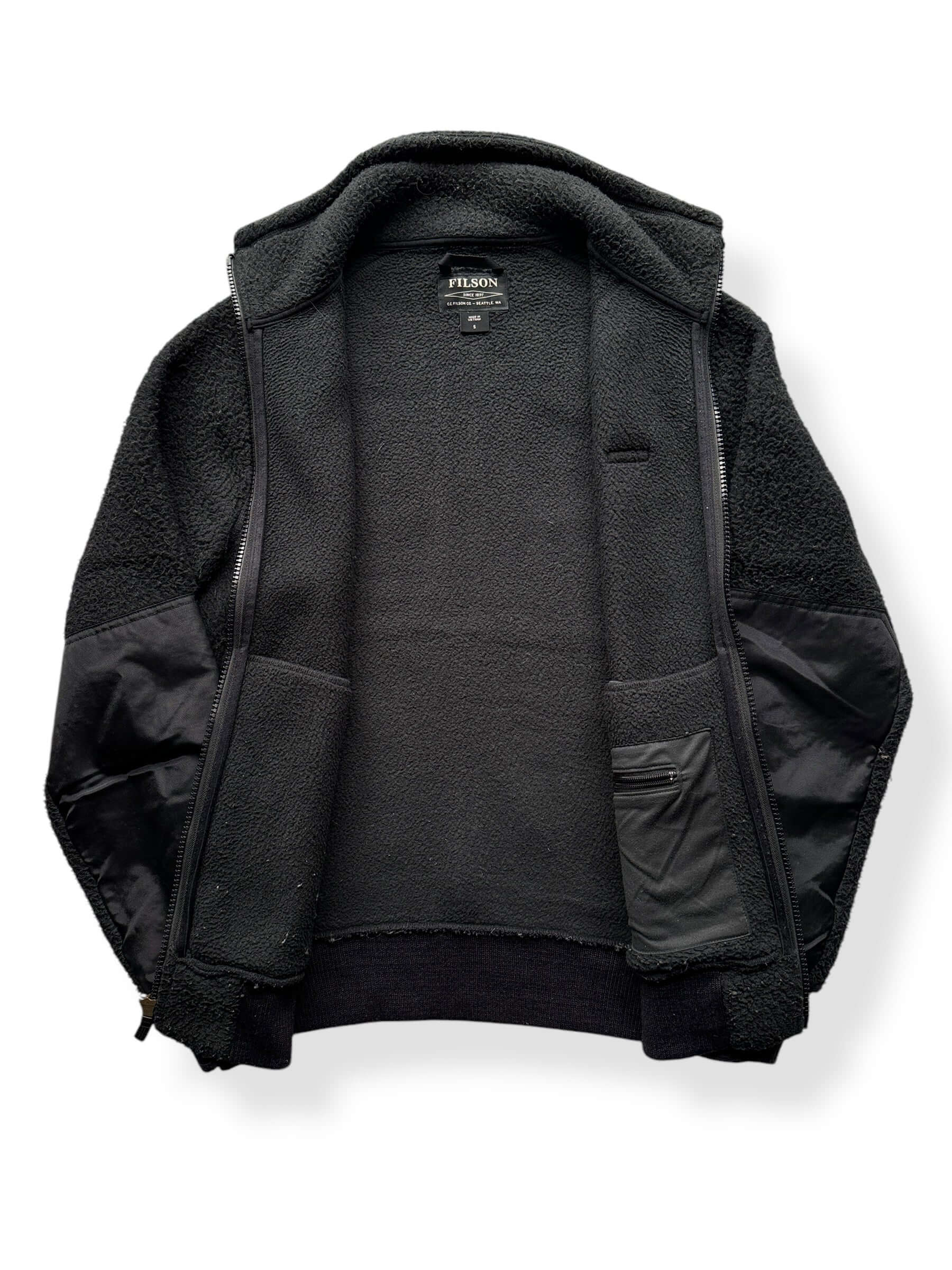 Inside of Filson Black Sherpa Fleece Jacket SZ S