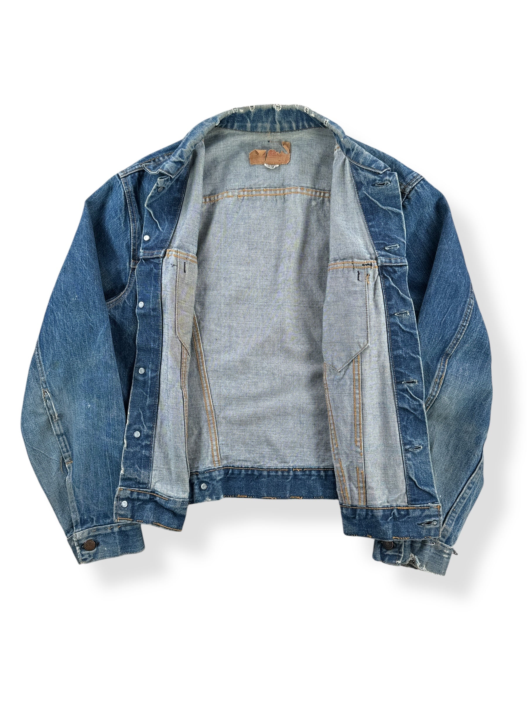 Inside of Vintage Big E Levis 70505 Jacket SZ 42 AS IS