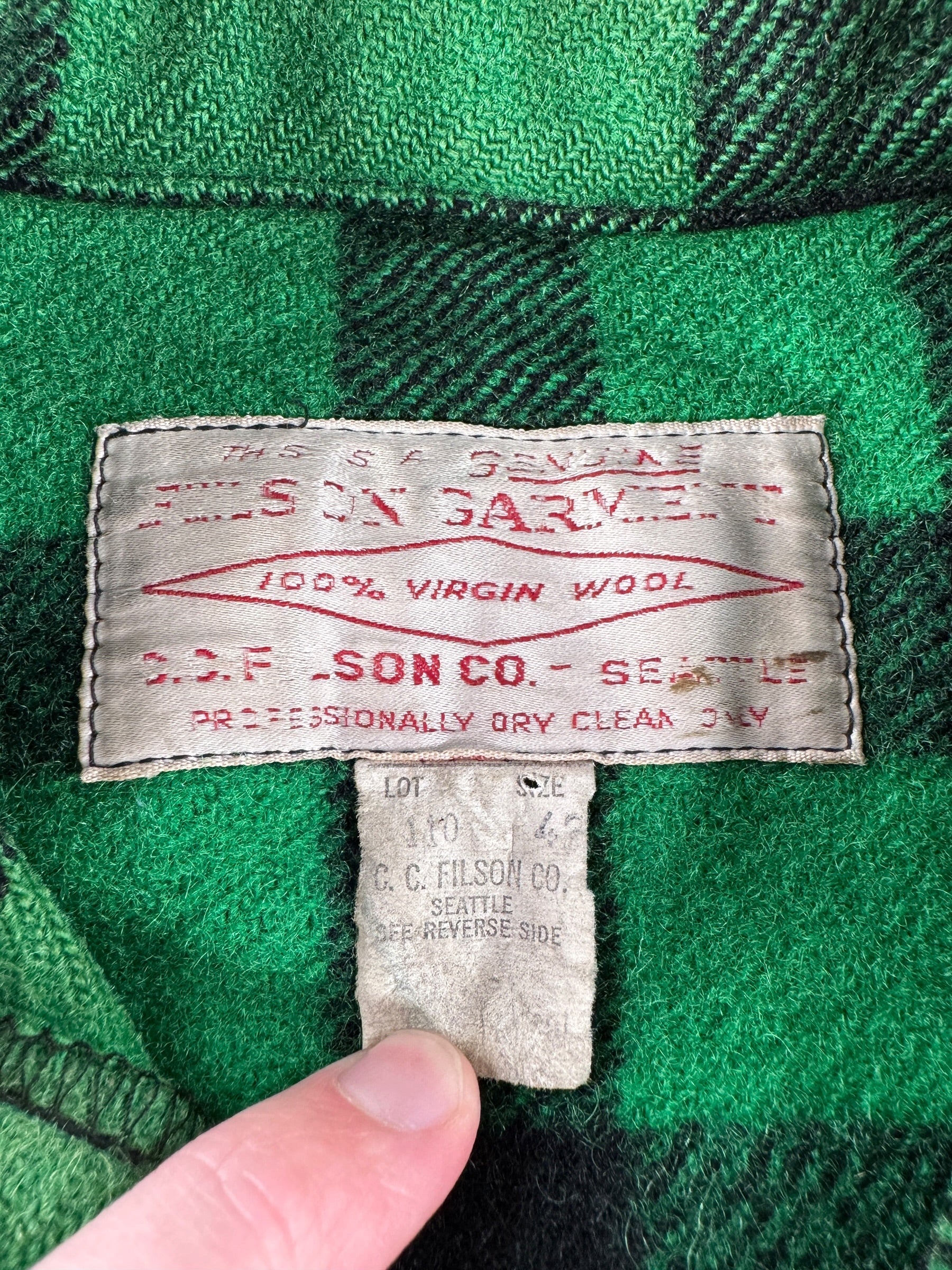 Label on Vintage Filson Green & Black Mackinaw Cruiser SZ 42