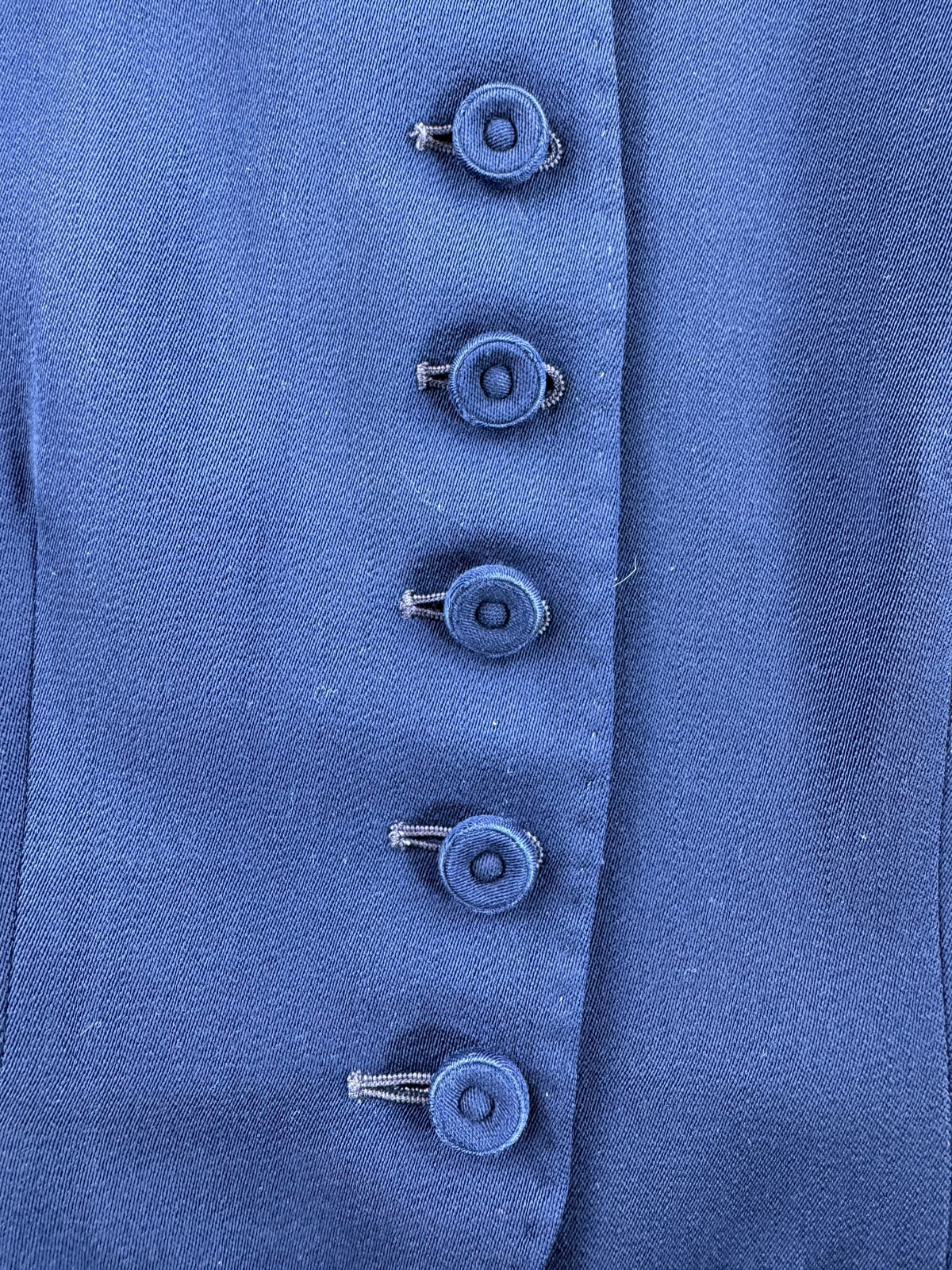 Buttons on Vintage 40s Navy Wool Blazer SZ S - AS IS