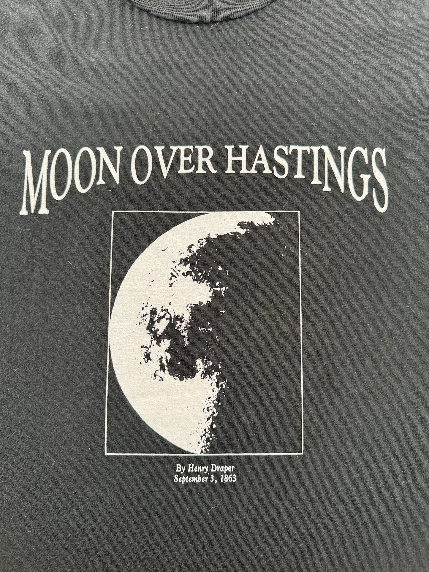 Vintage Moon Over Hastings Tee SZ L