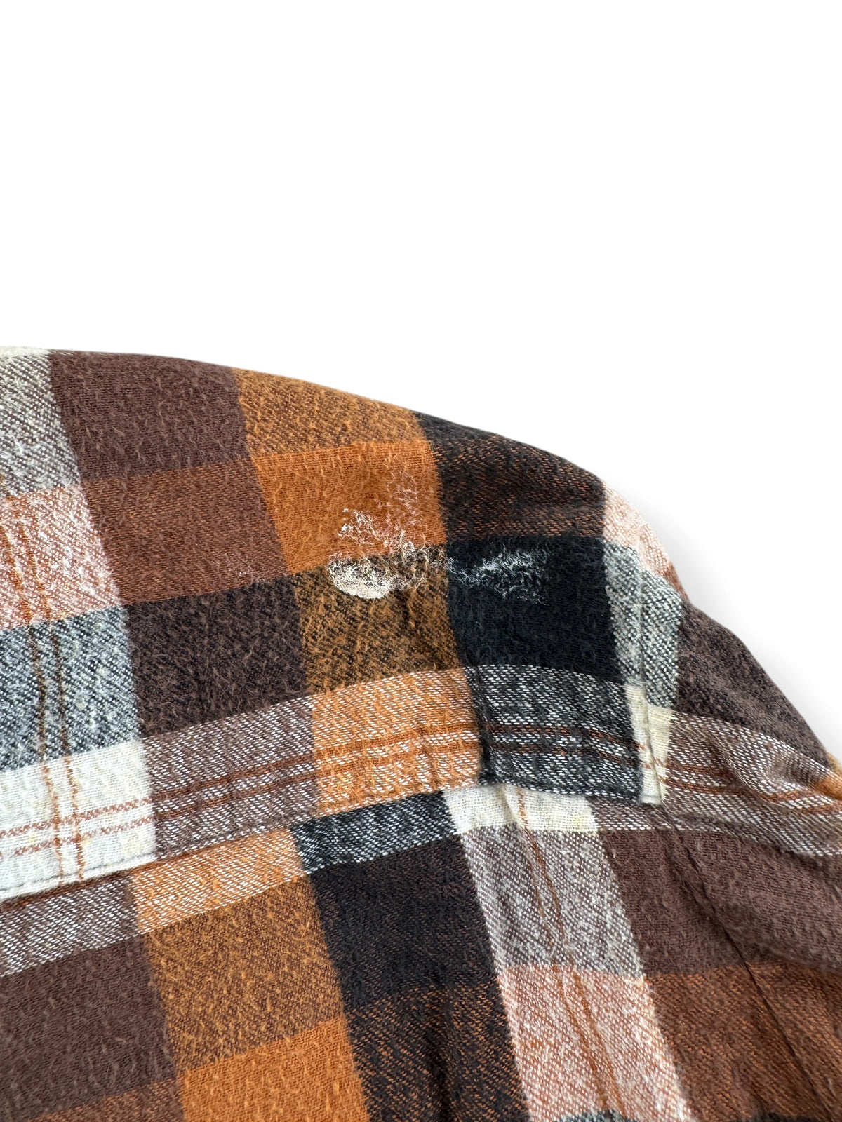 Paint stain on shoulder of Vintage Amcrest Cotton Flannel SZ L - AS IS