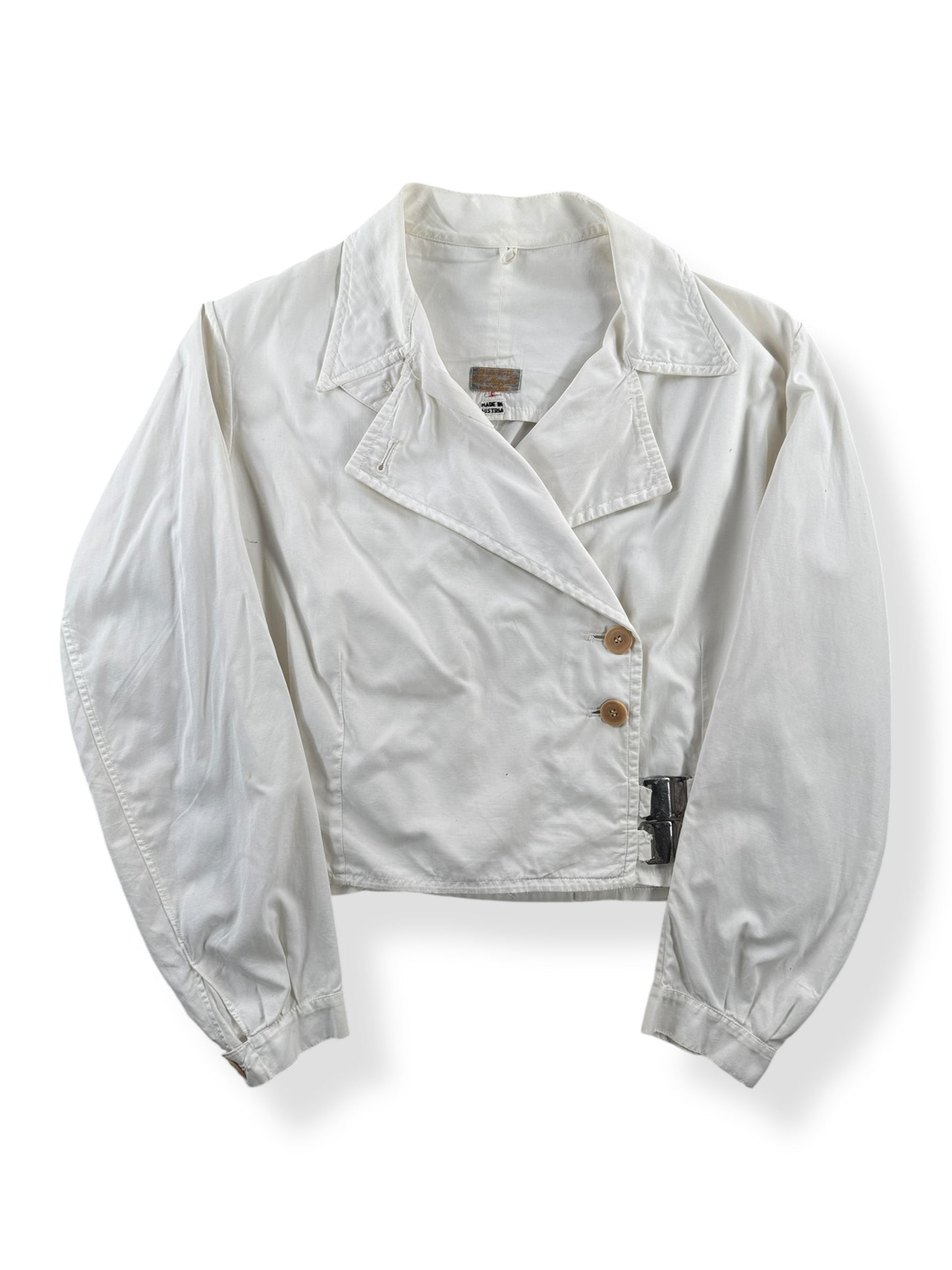 Front of Vintage 50s White Ski Jacket SZ 42 (Fits S)
