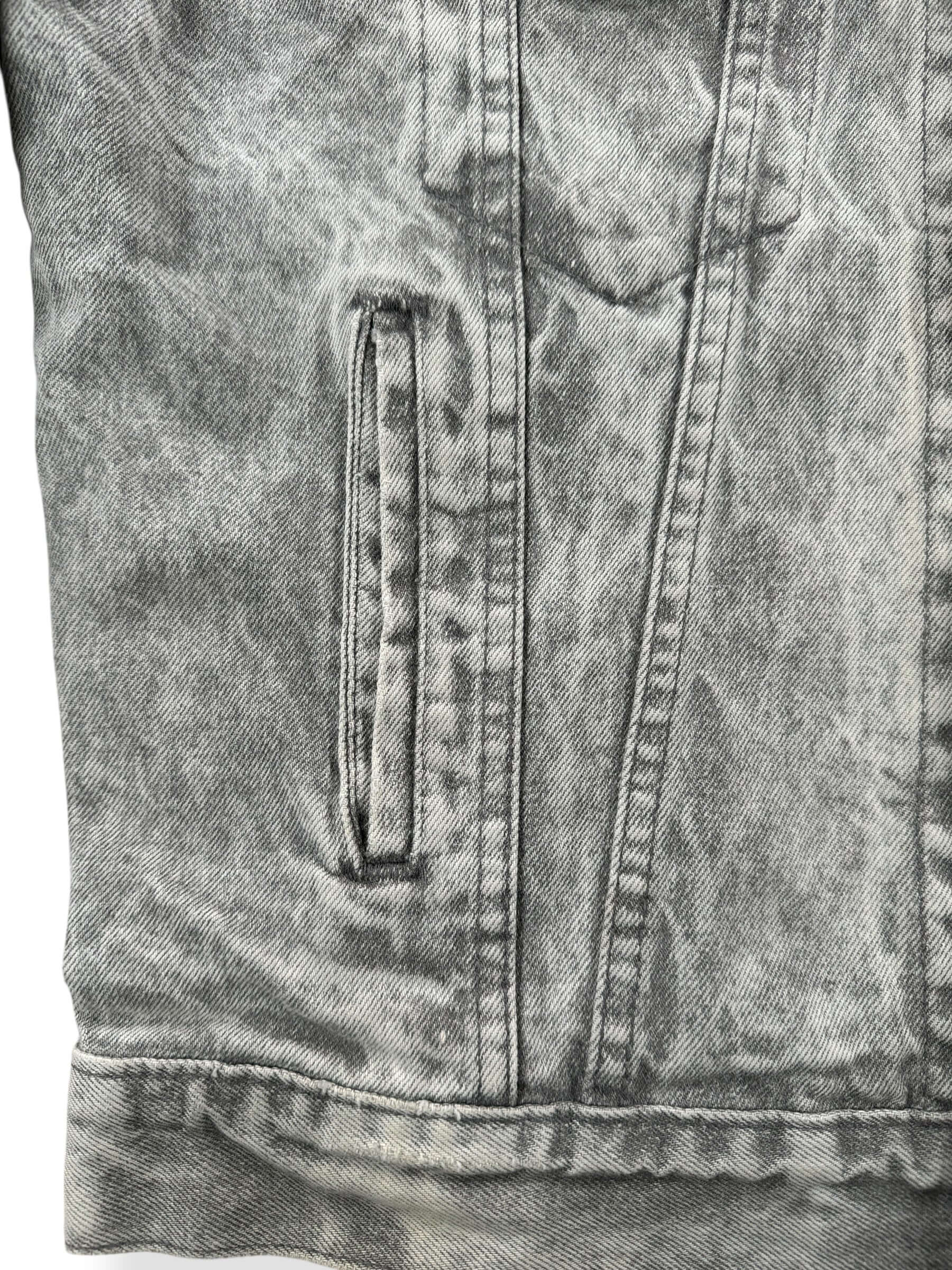 Pocket on Vintage 1987 Levis Grey Acid Washed Jacket SZ M