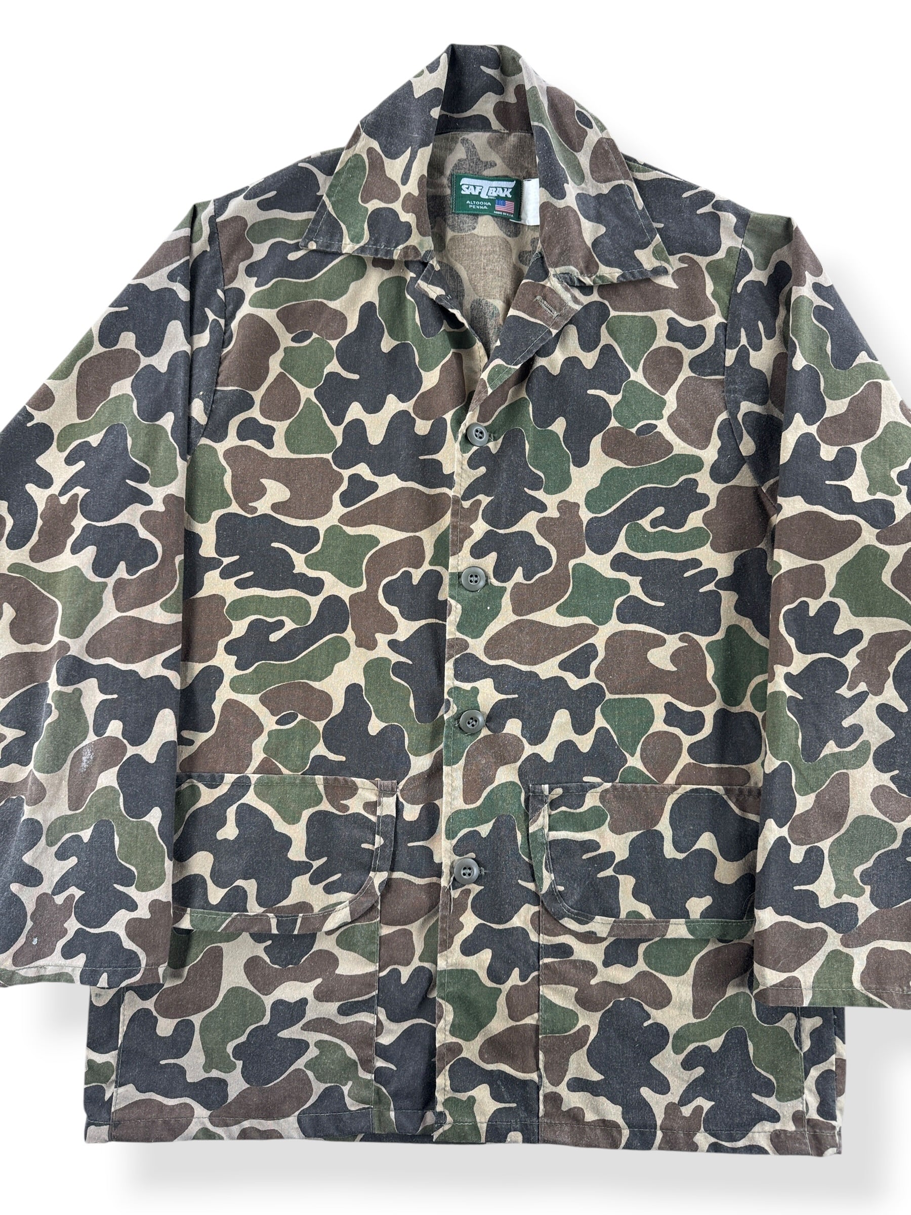 Front Close Up of Vintage 80s Saftbak Camo Shirt SZ M