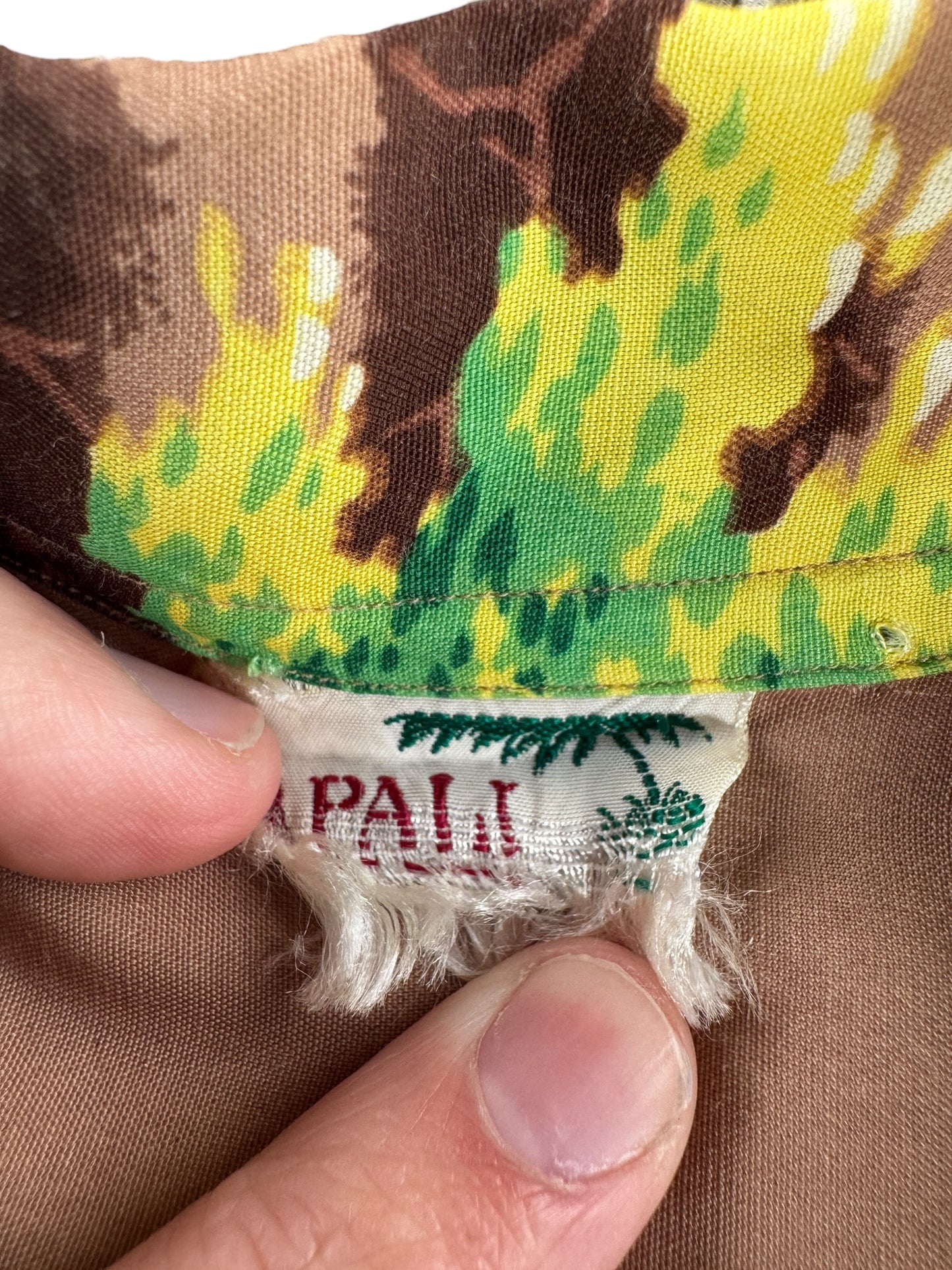 Tag on Vintage Repro Aloha Shirt SZ L