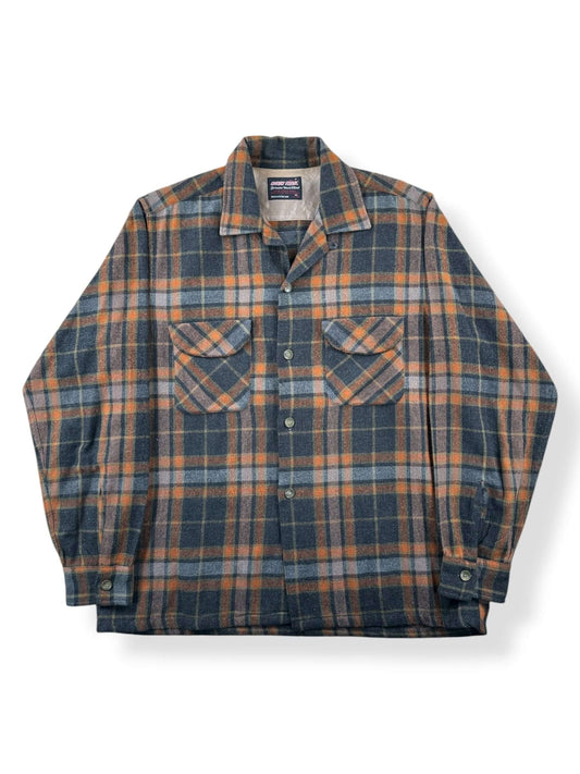Front of Vintage North Trail Loop Collar Board Shirt Flannel SZ M